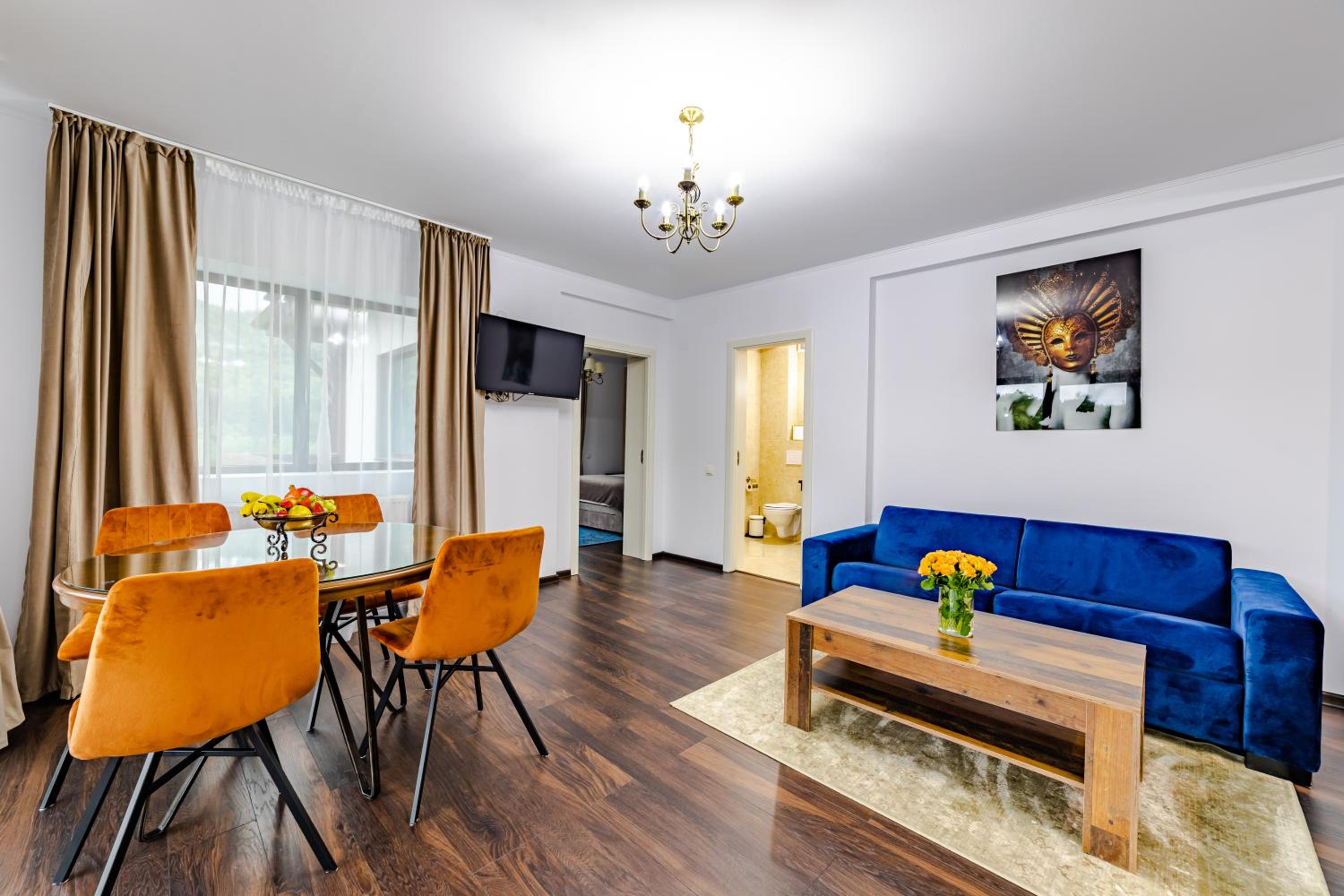 Apartment with Mountain View - Photo 11