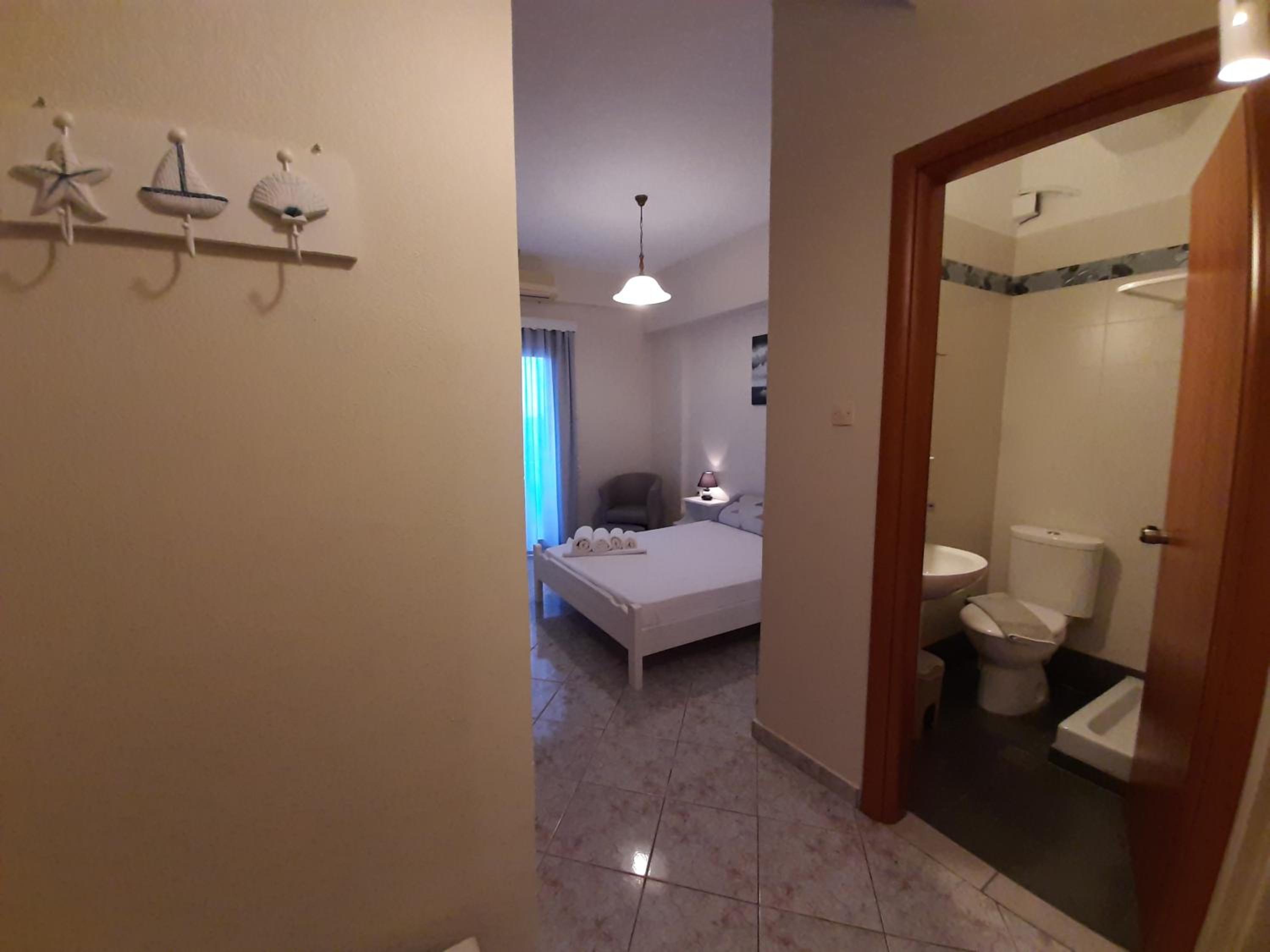 Double Room with Balcony and Sea View photo 3
