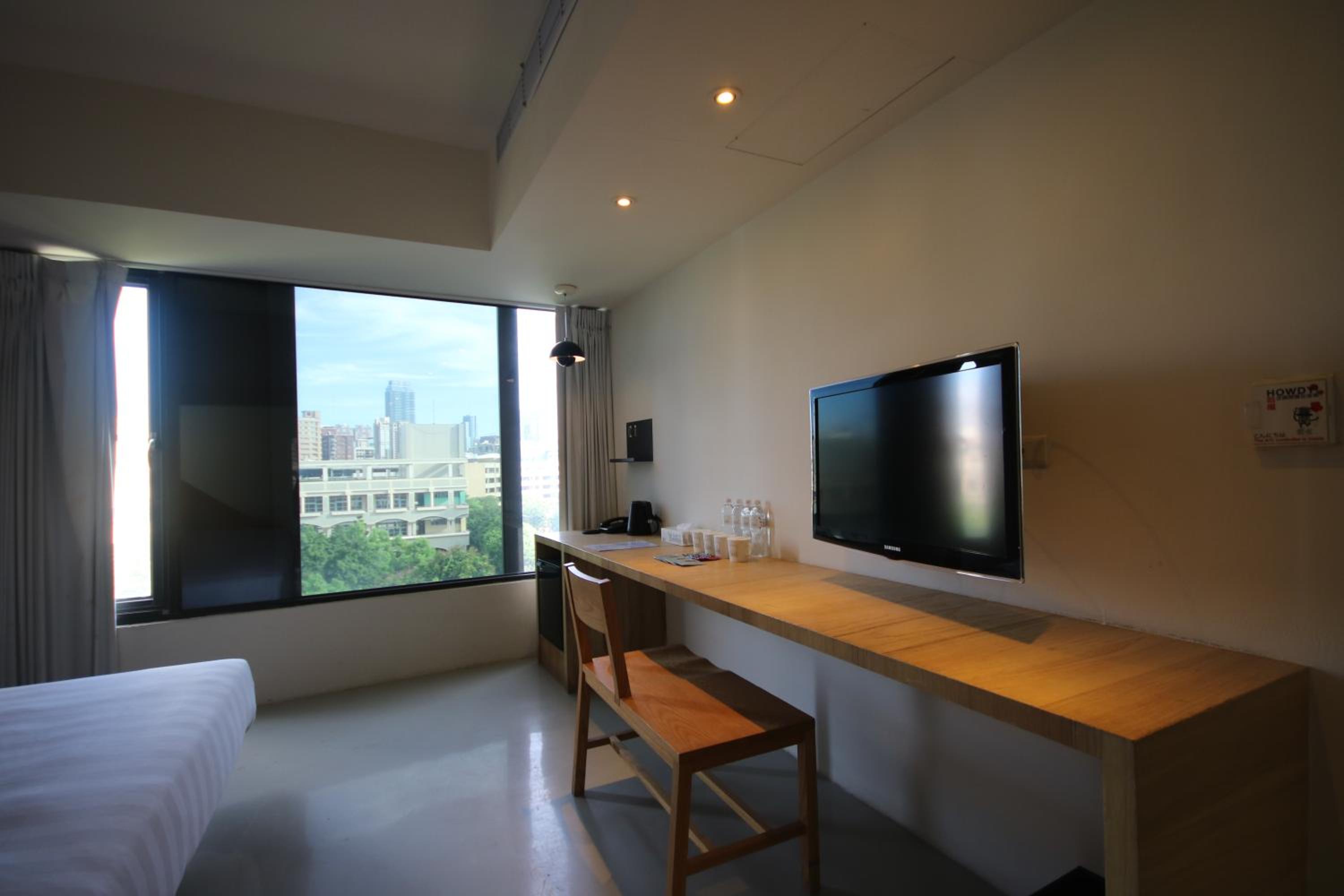 Deluxe Family Room photo 2