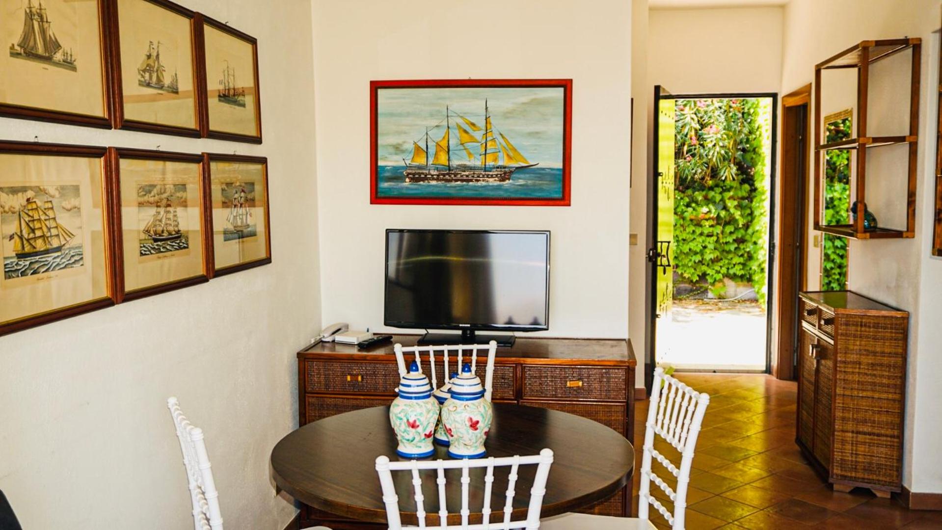 Two-Bedroom Apartment with Terrace and Sea View (4 Adults) photo 1