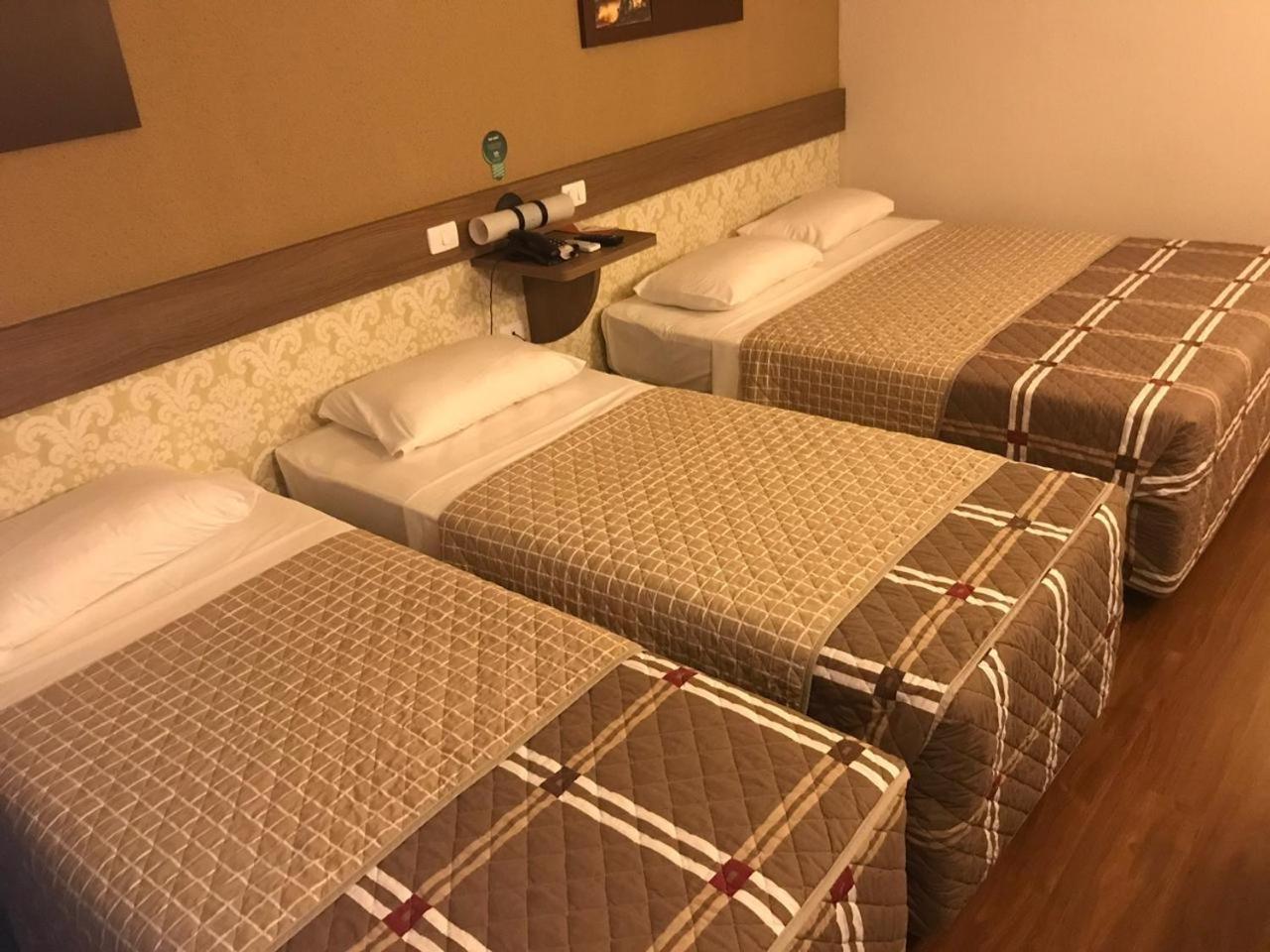 Twin Room - Disability Access photo 3