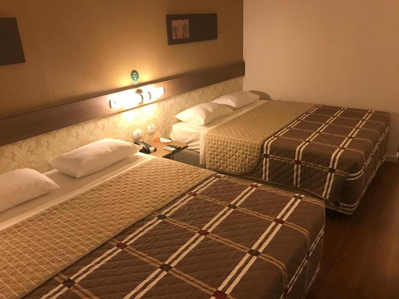 Twin Room - Disability Access photo 1