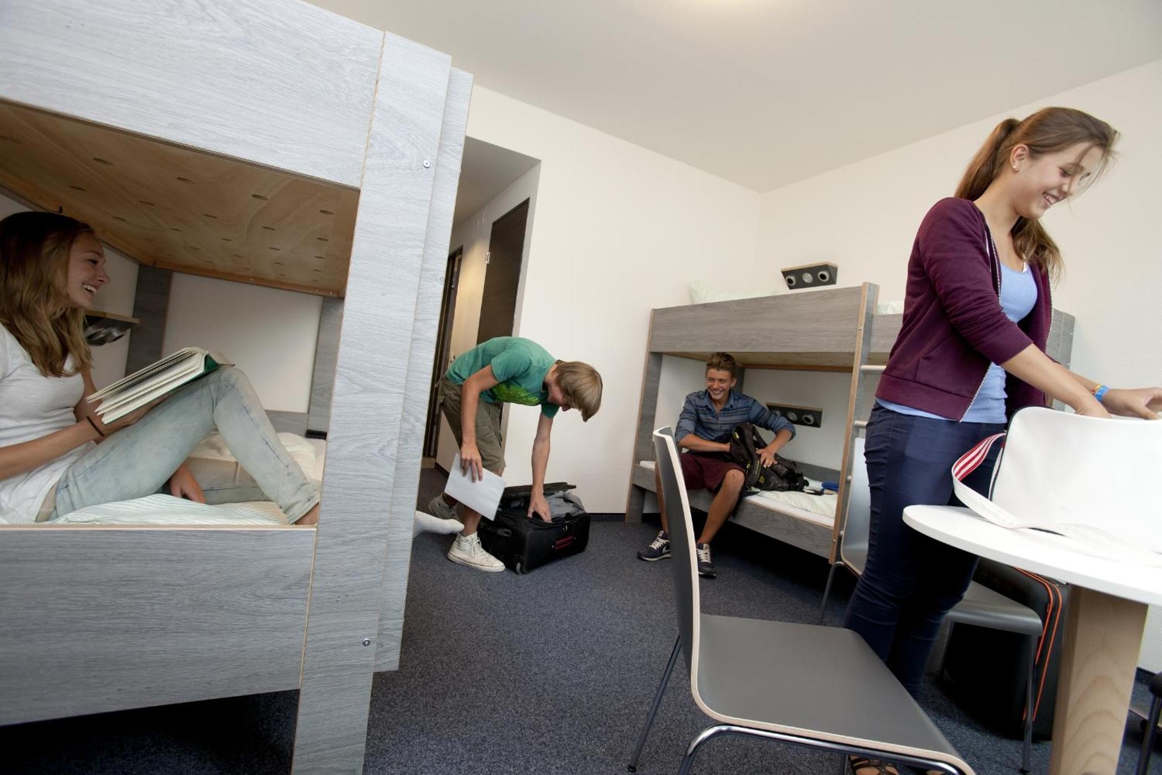 Single Bed in 4-Bed Dormitory Room photo 2