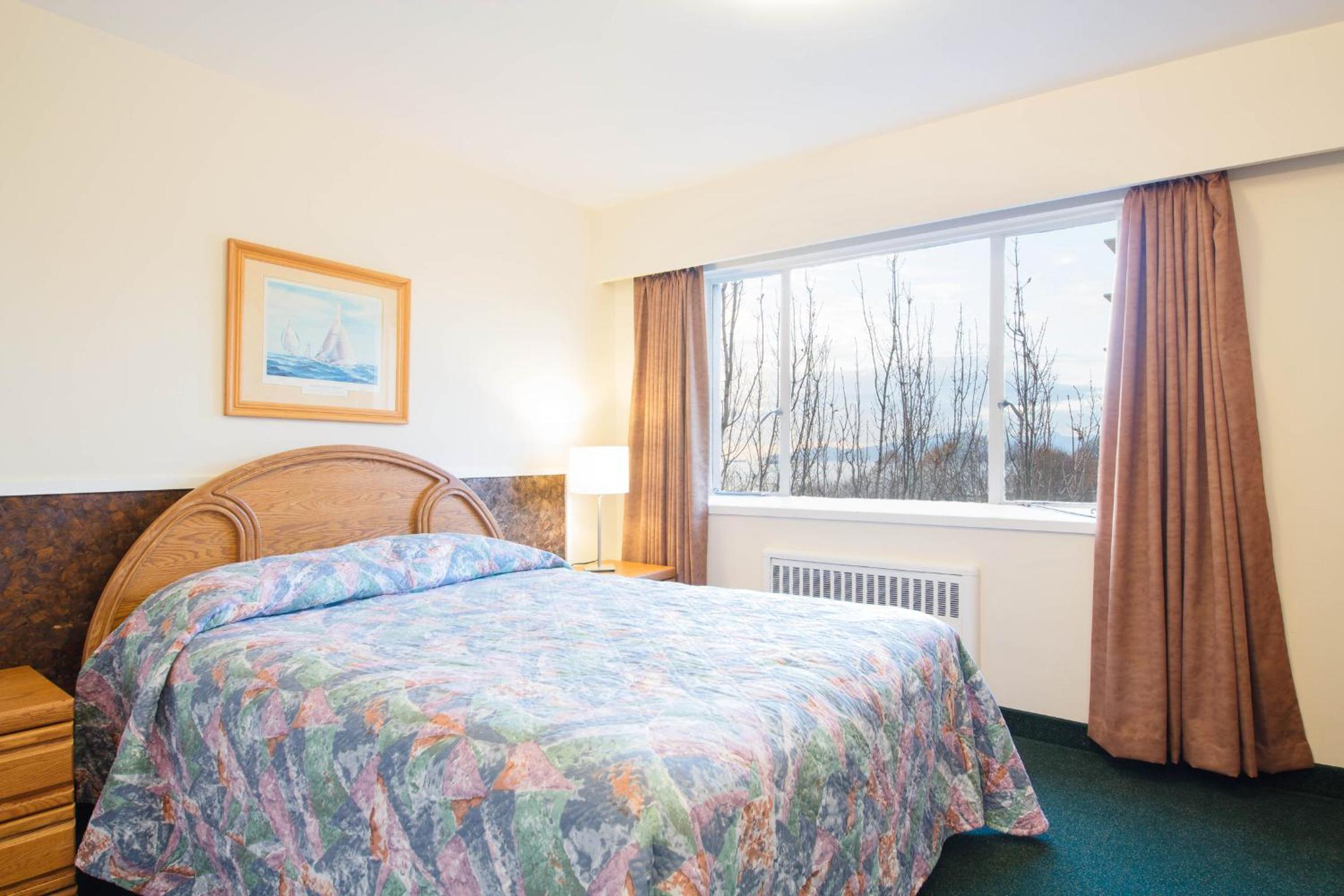 English Bay Hotel — photo 46