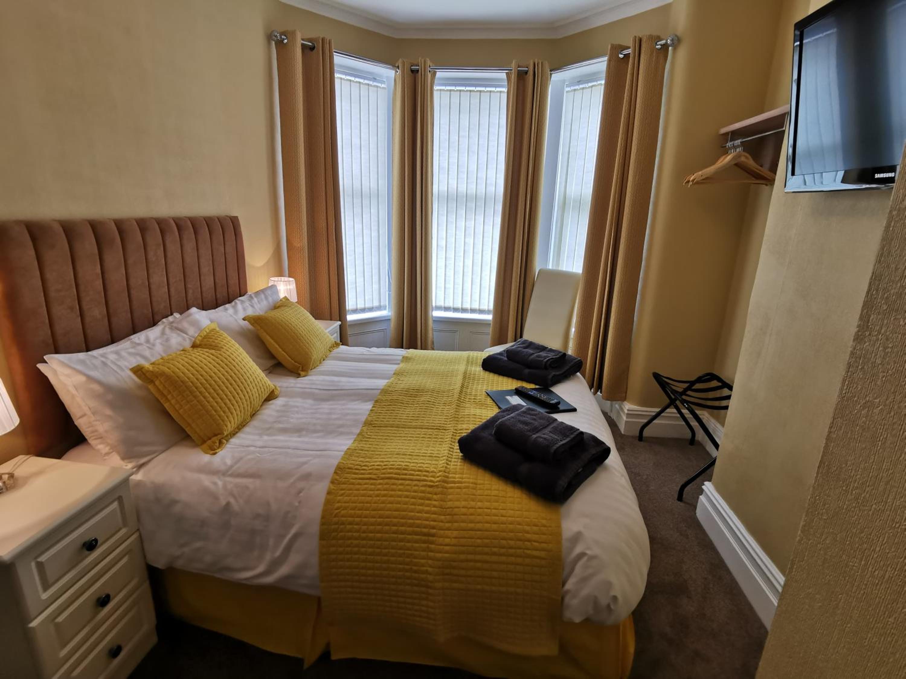 Double Room - Photo 1