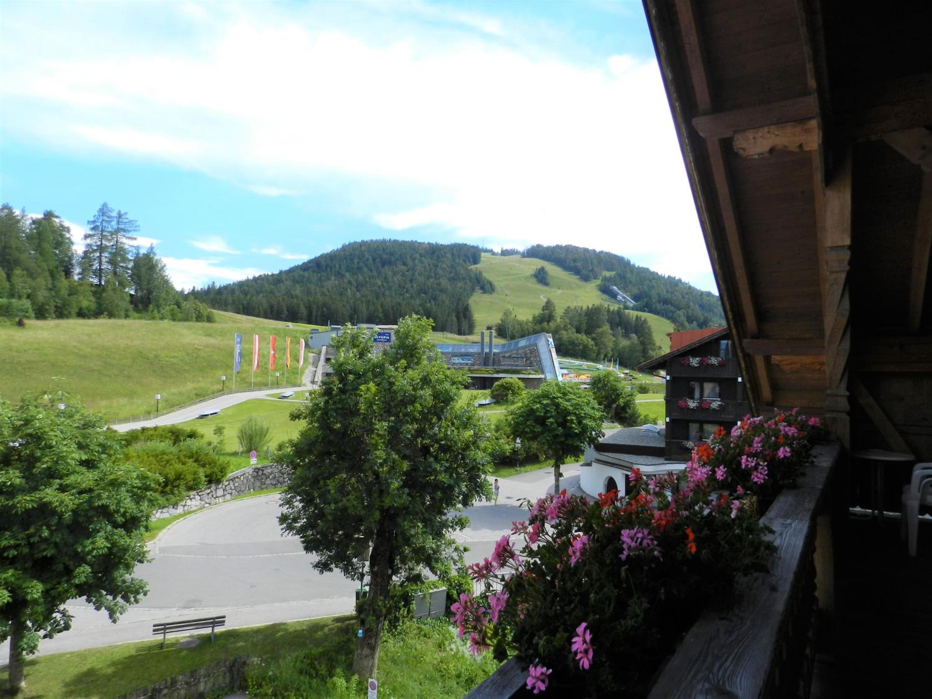 Studio with Balcony photo 3