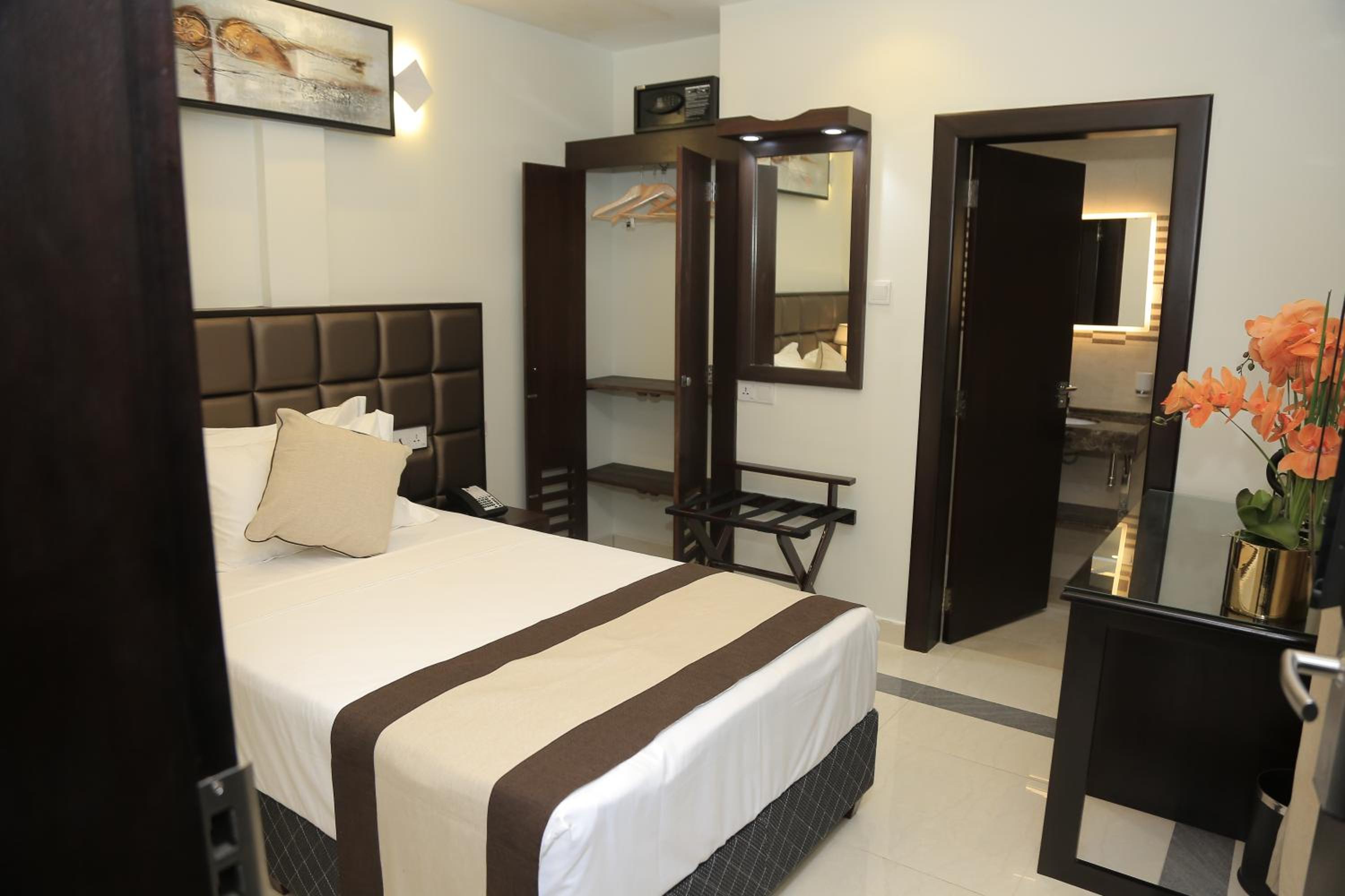 Deluxe Single Room