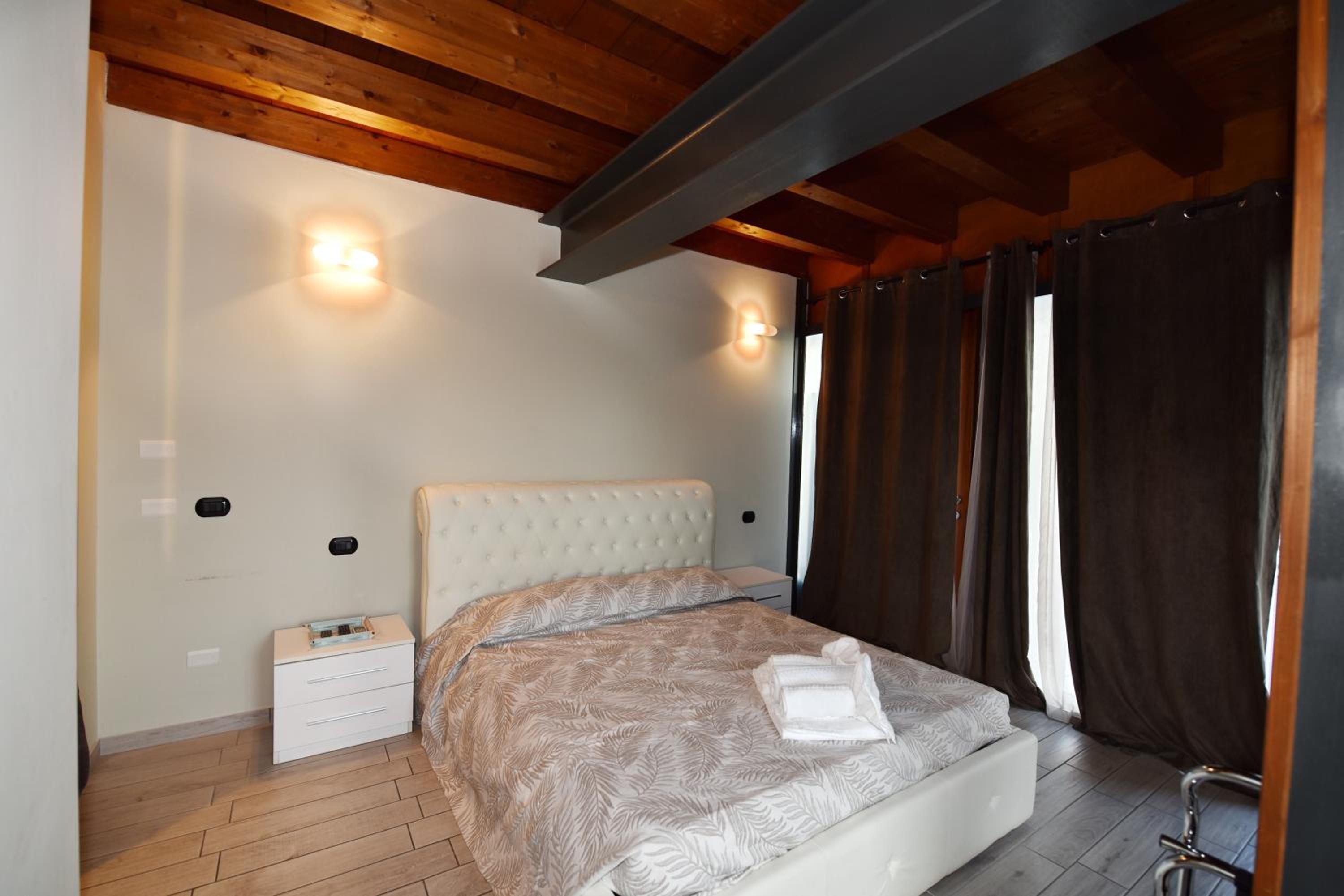 Junior Suite with Terrace - Photo 7