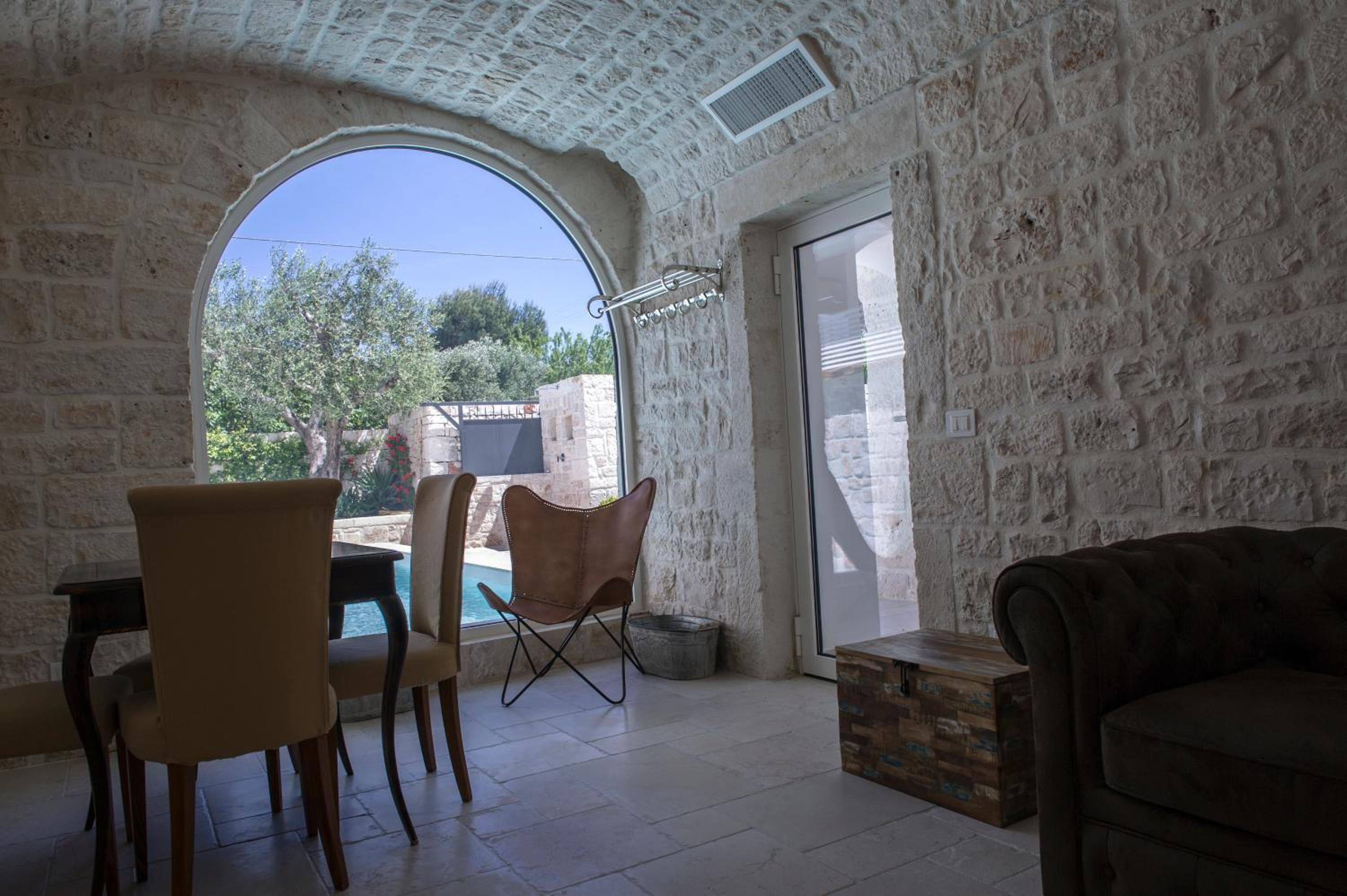 Three-Bedroom Villa photo 1