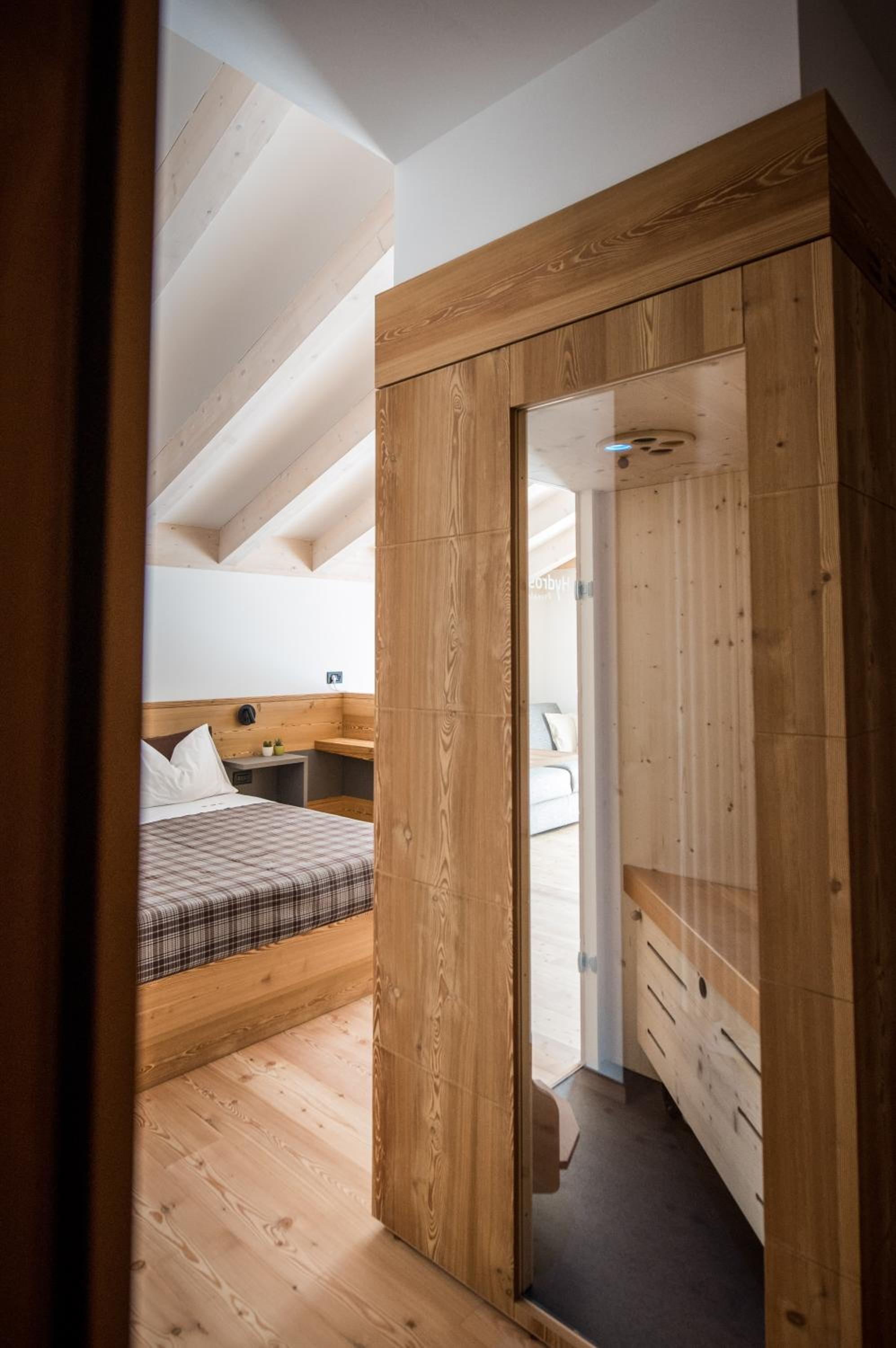 Suite with Sauna