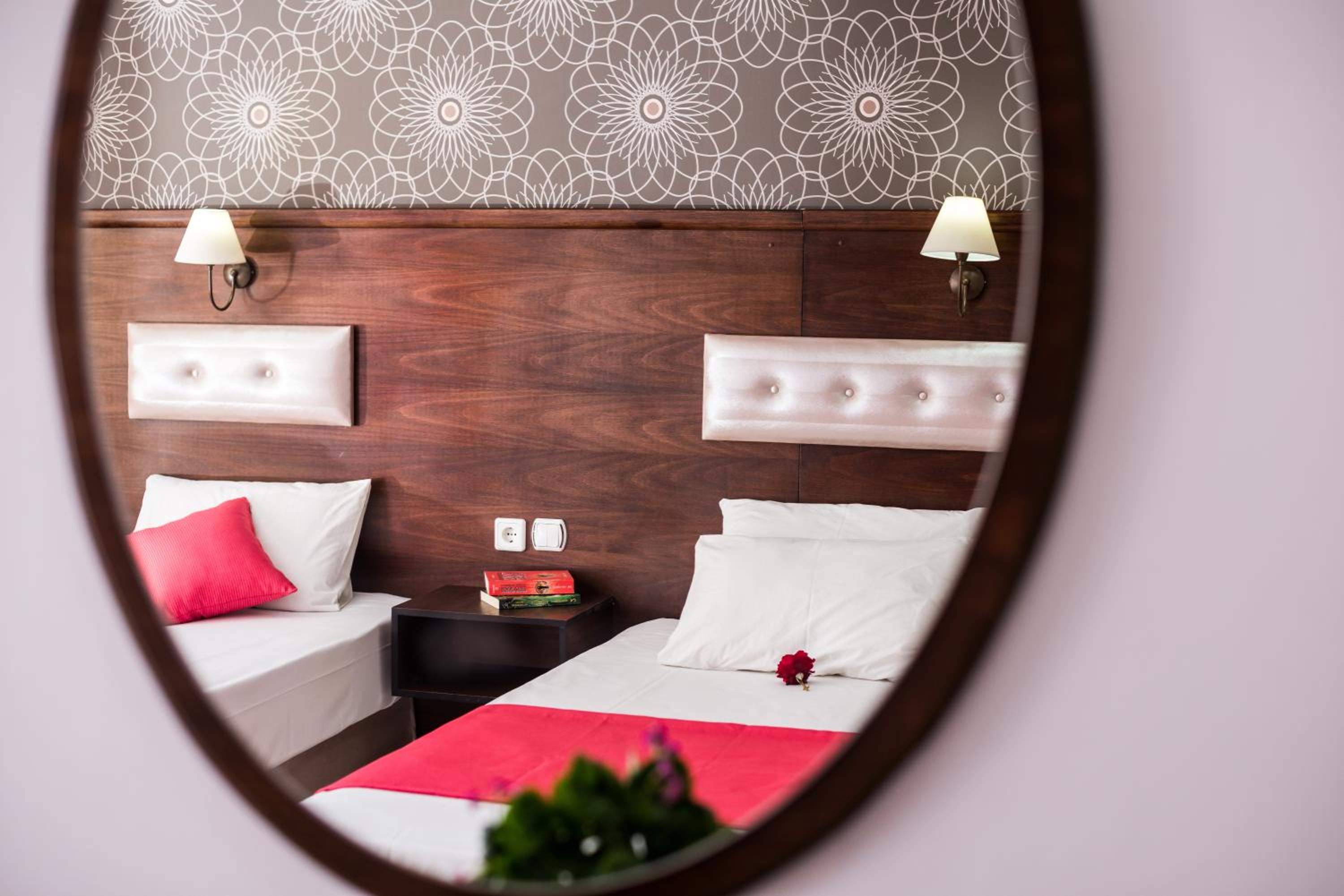 Deluxe Quadruple Room photo 3