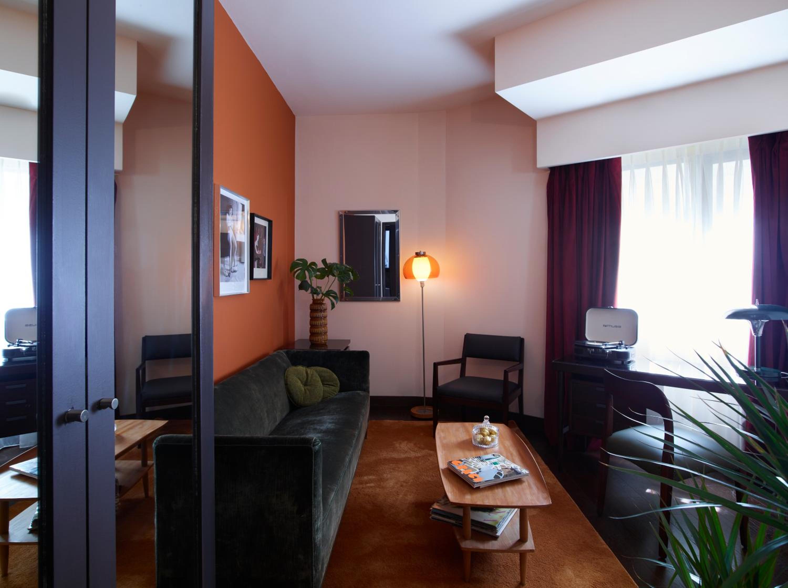 Classic King or Twin Room