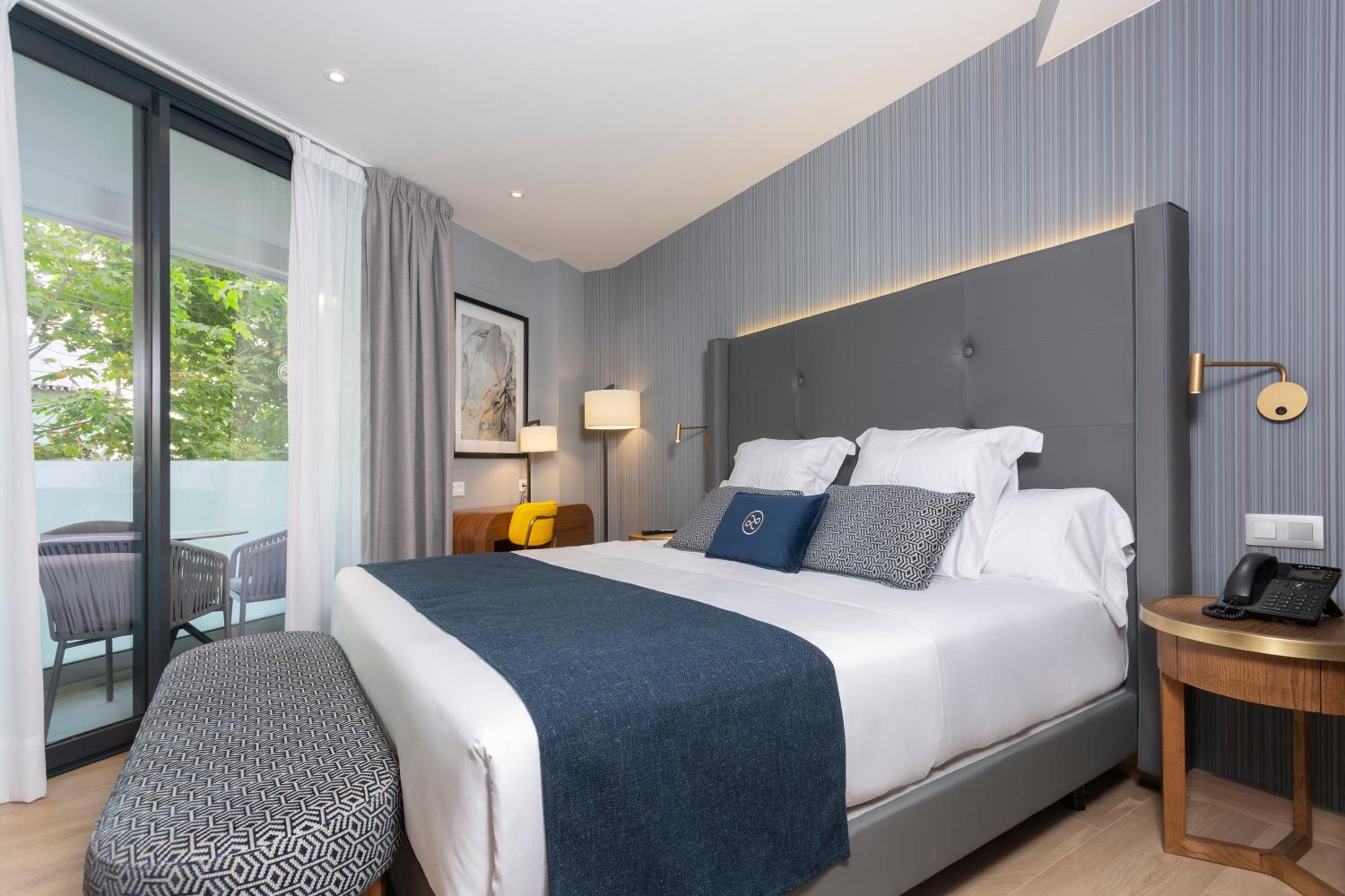 Double Room with Terrace - Photo 9