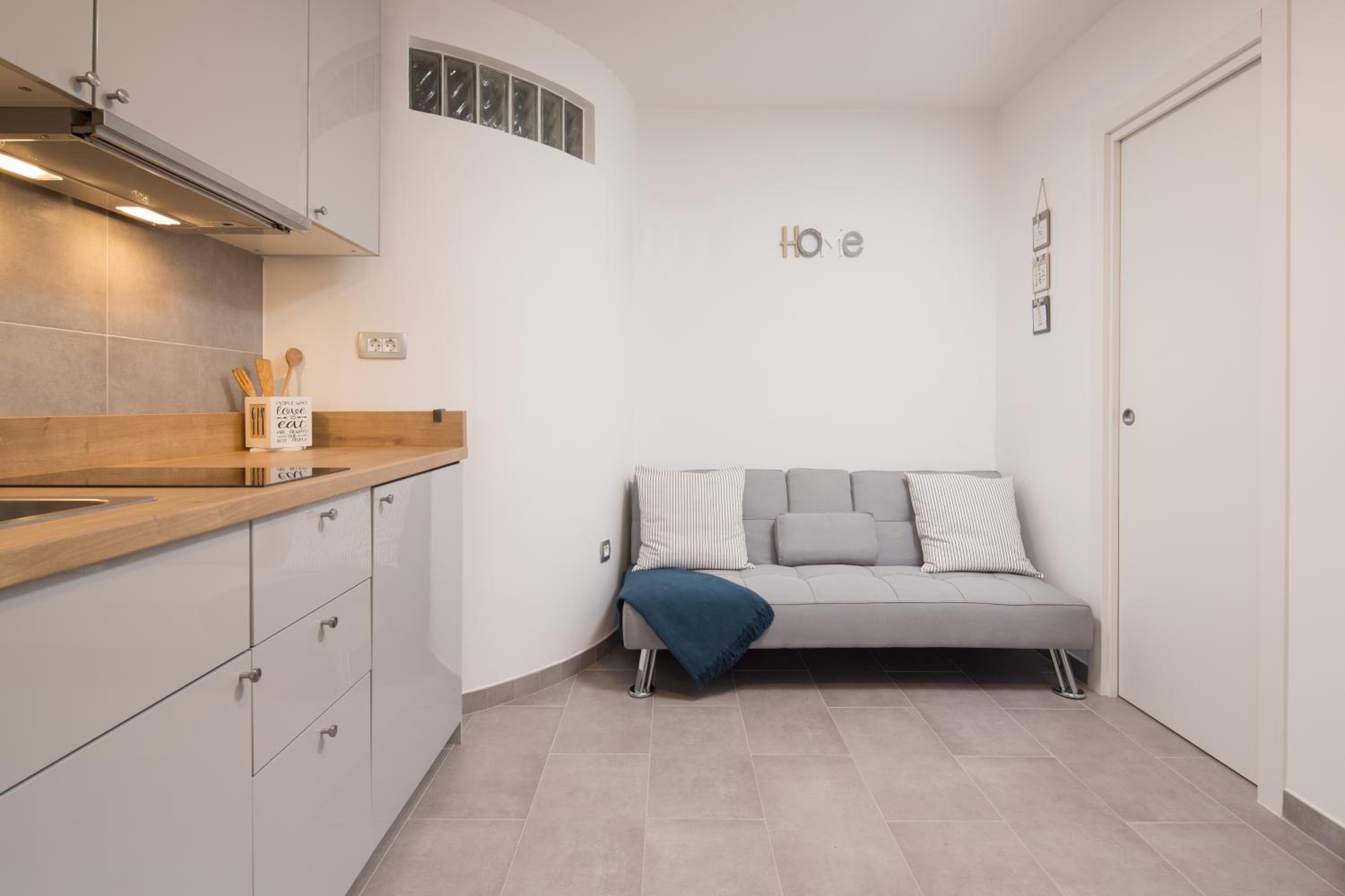 One-Bedroom Apartment with Patio