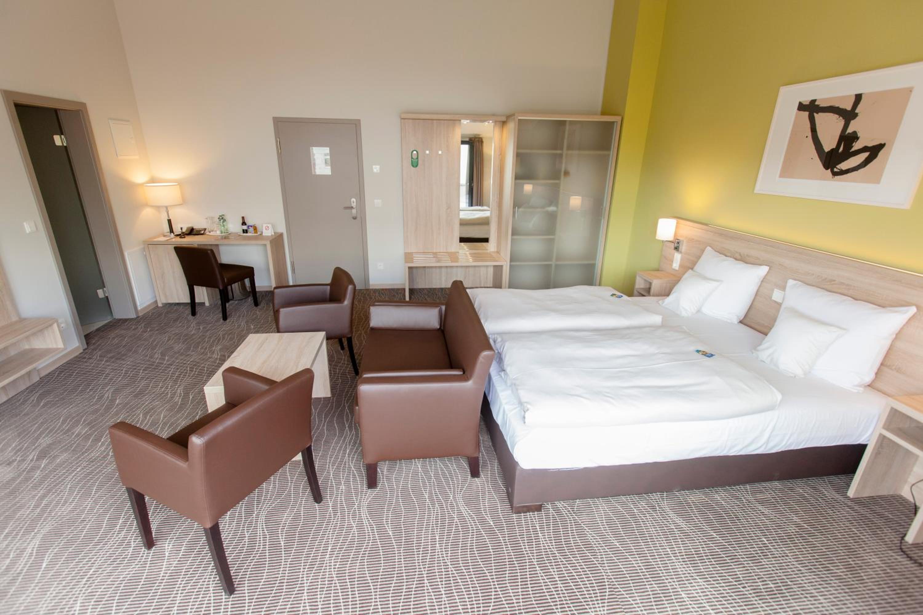 Double Room with Balcony - Annex