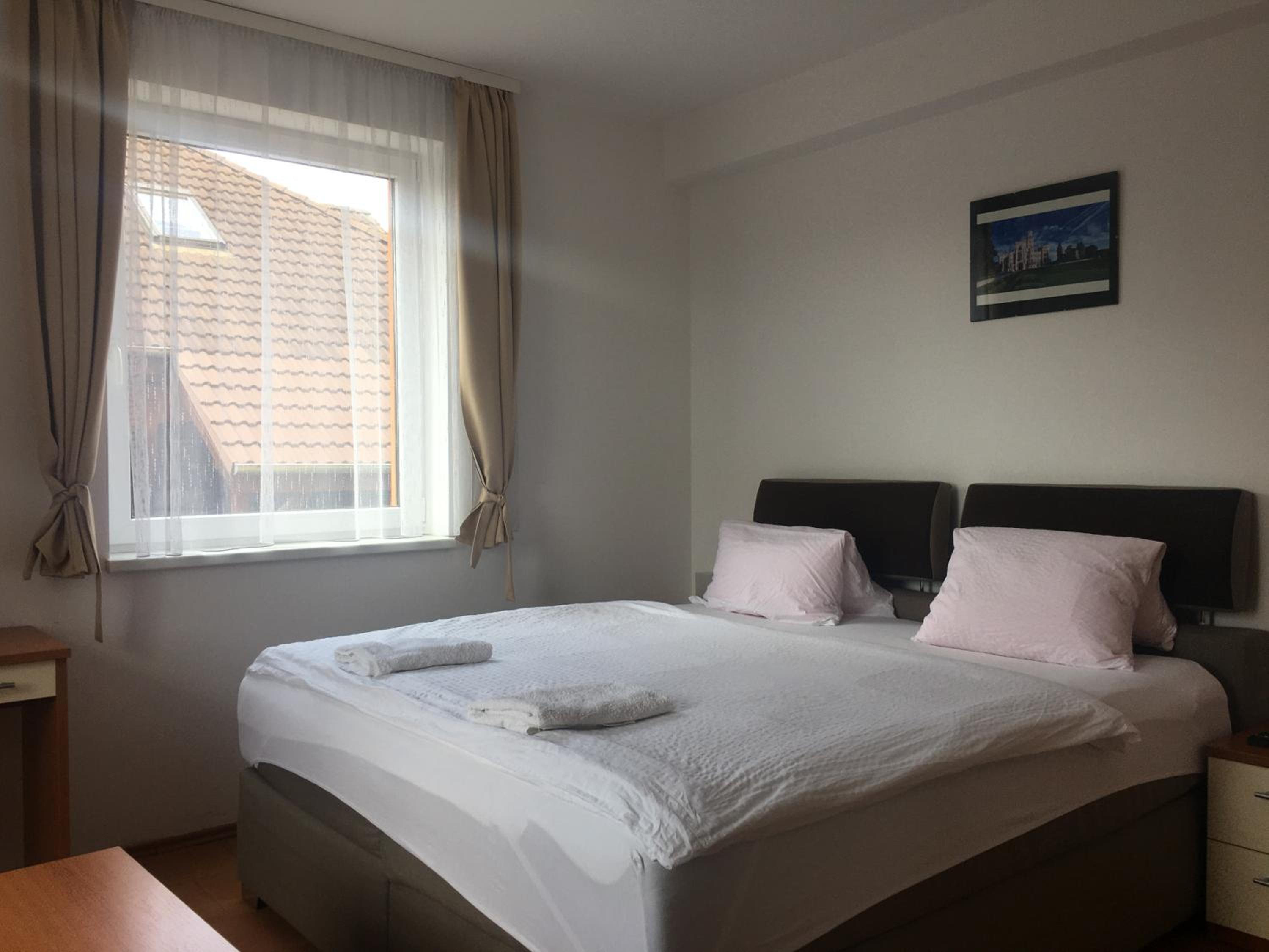Apartment (4 Adults) photo 3