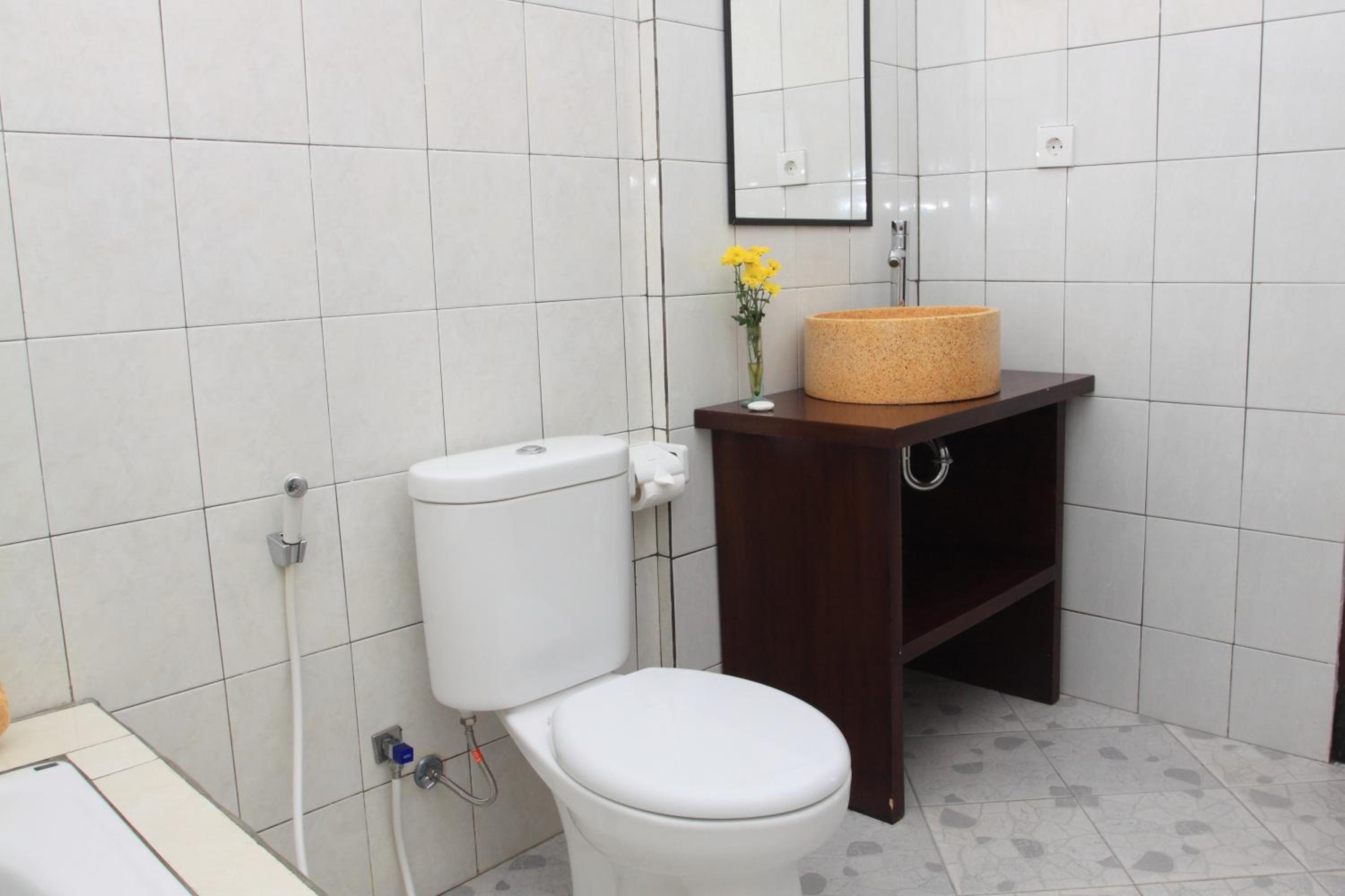 Standard Double or Twin Room - Photo 2