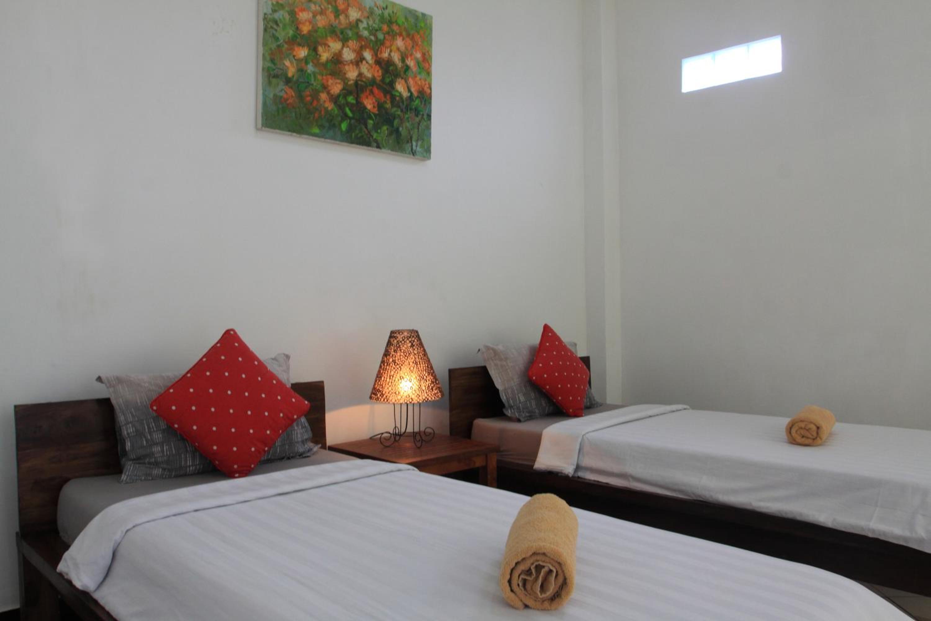 Standard Double or Twin Room - Photo 7