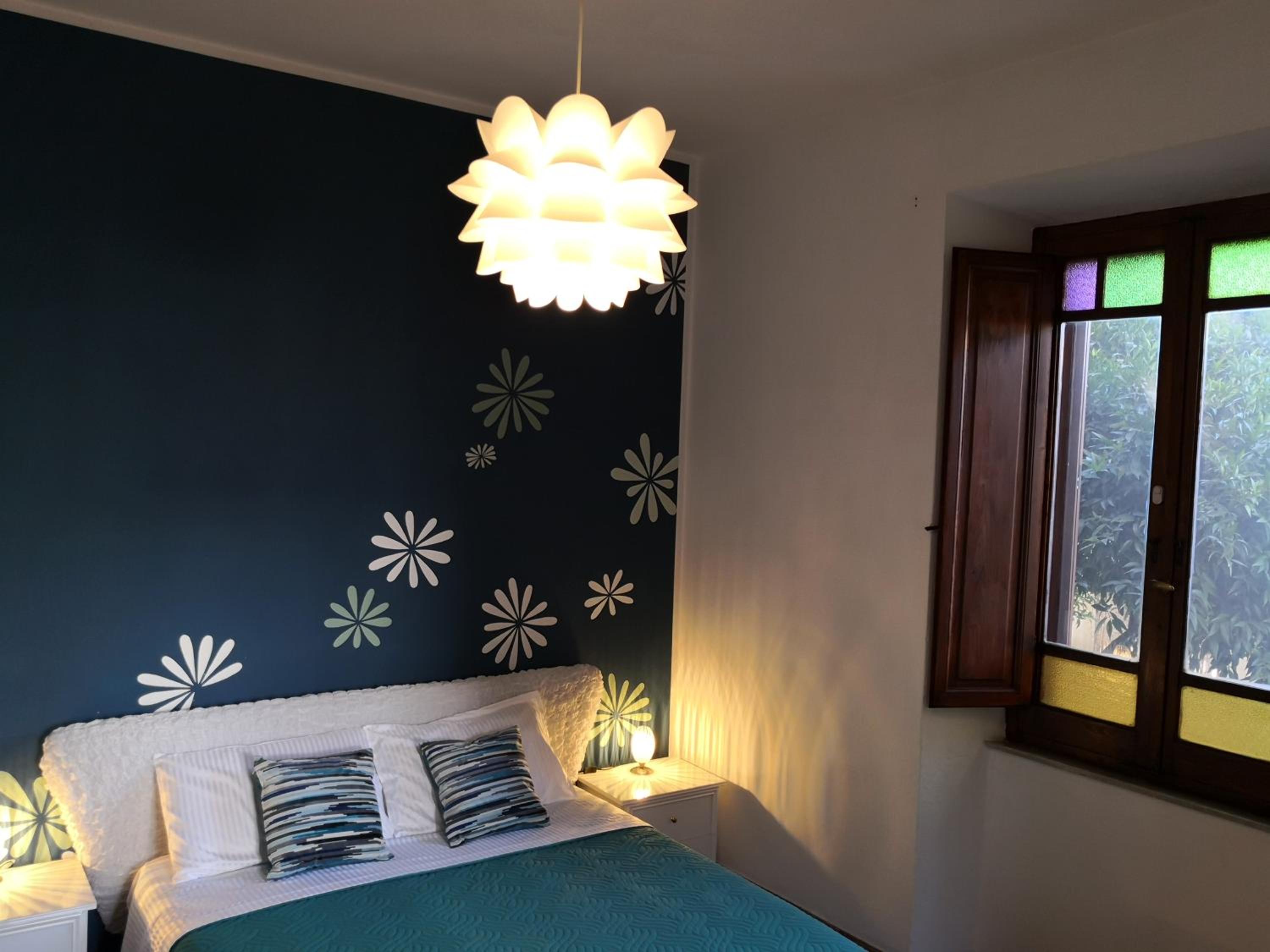 Triple Room with Private Bathroom photo 3