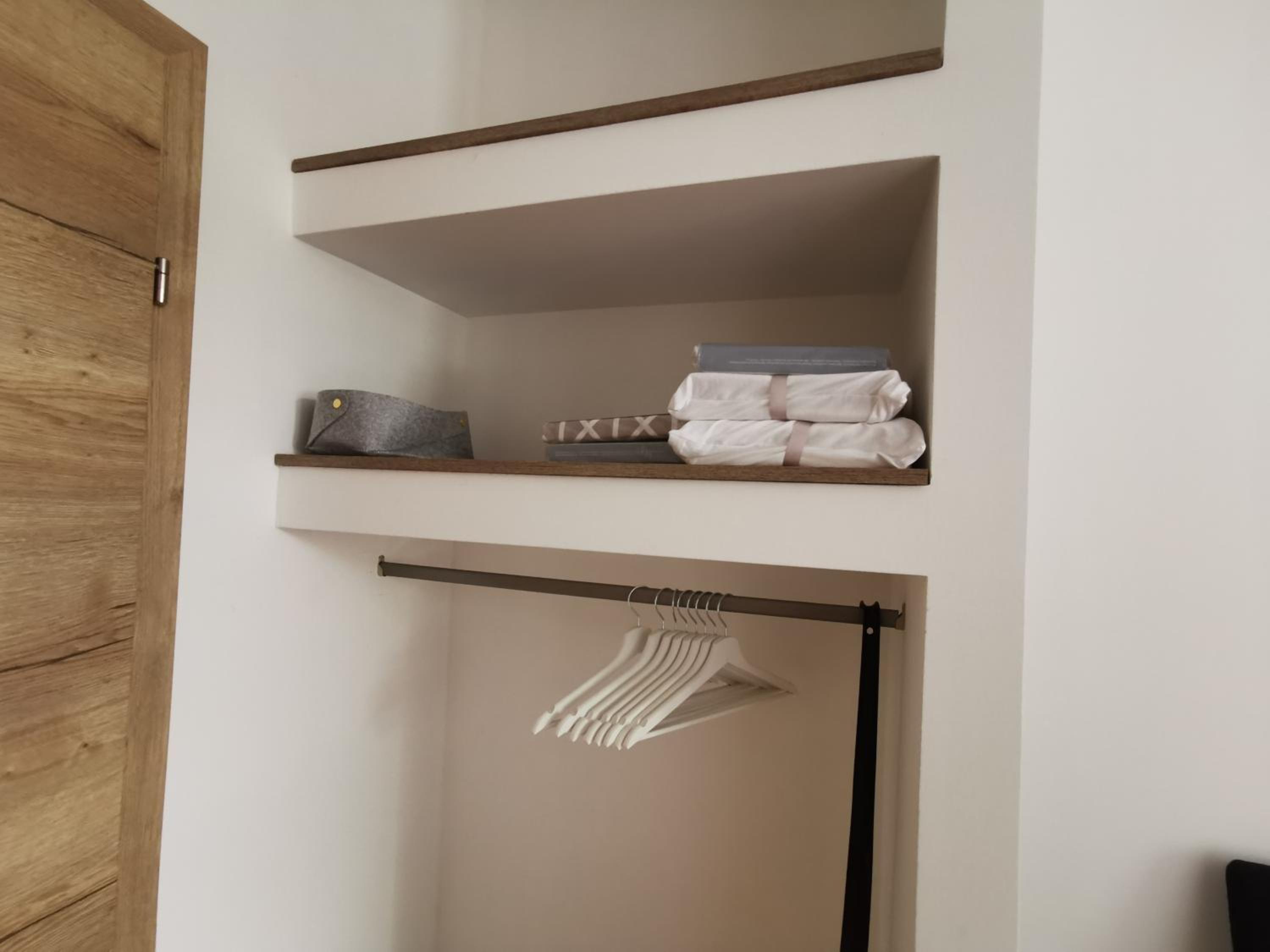 Twin Room - Photo 1