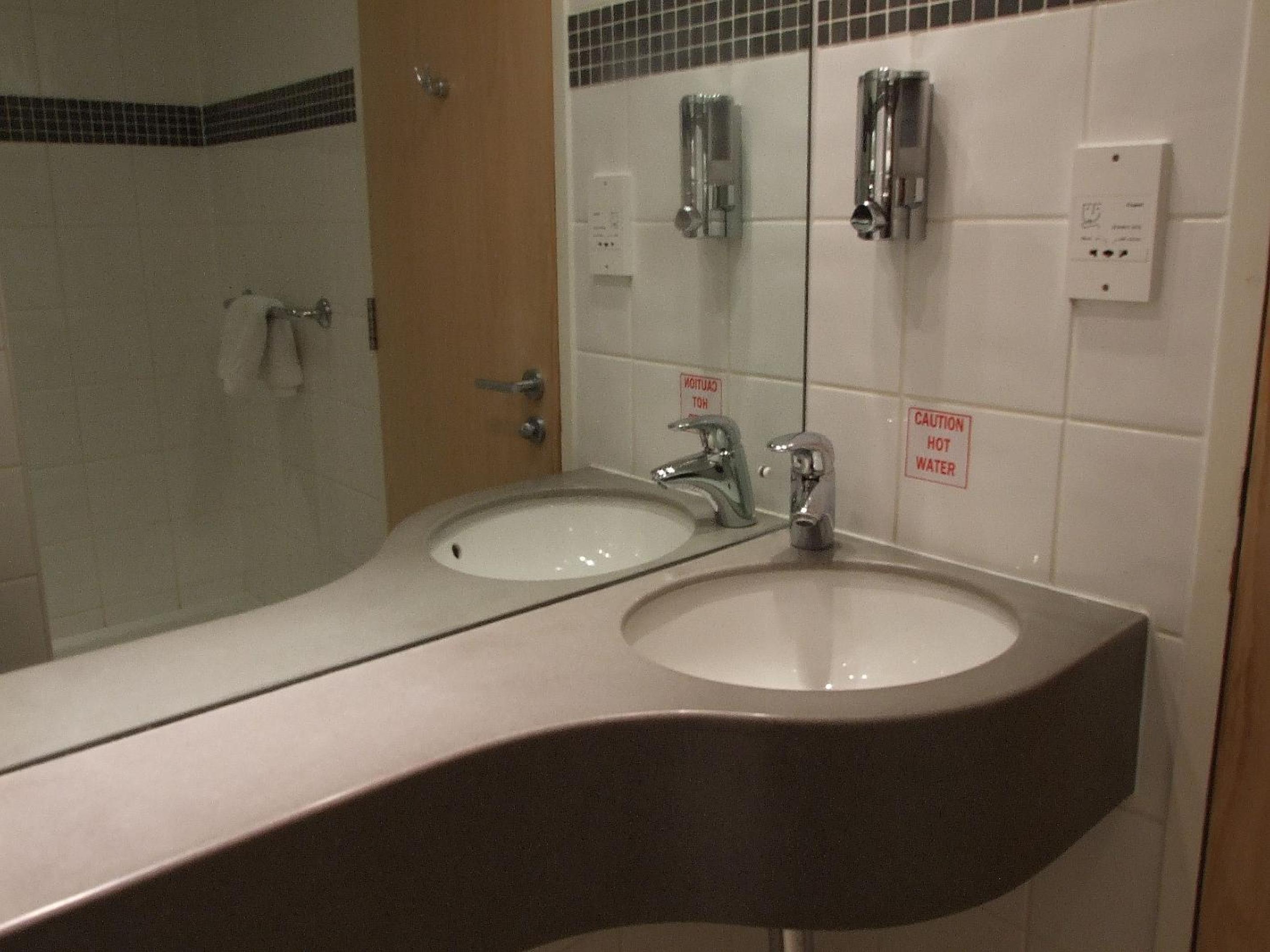 Executive Double Room - Non Smoking - Photo 2