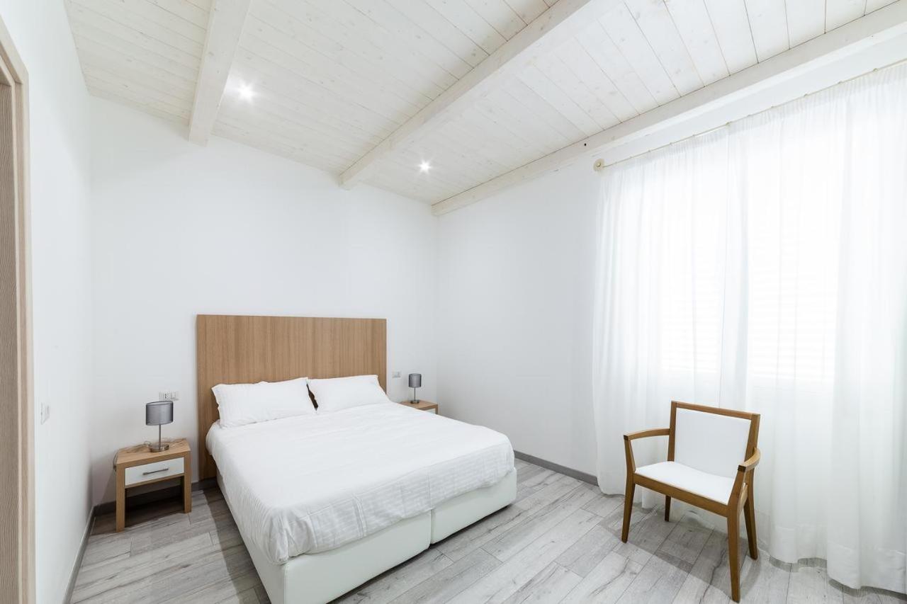 Double or Twin Room - Photo 7