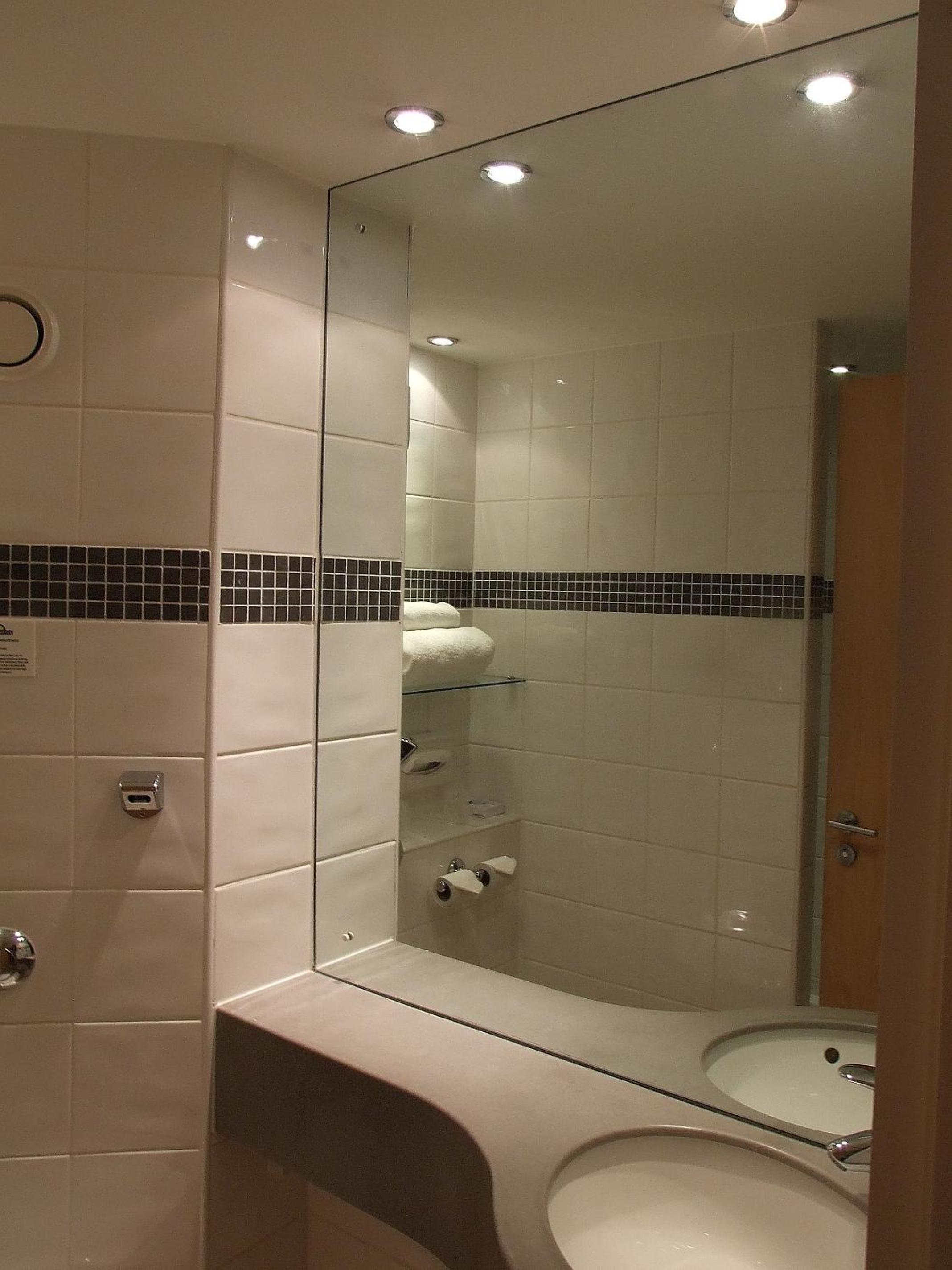 Executive Double Room - Non Smoking - Photo 3
