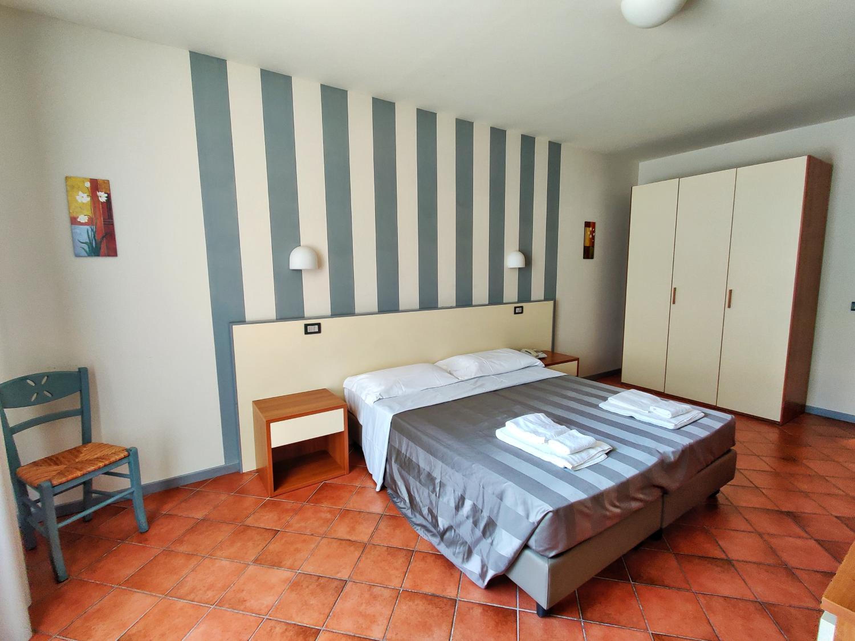 Quarto Duplo Econômico