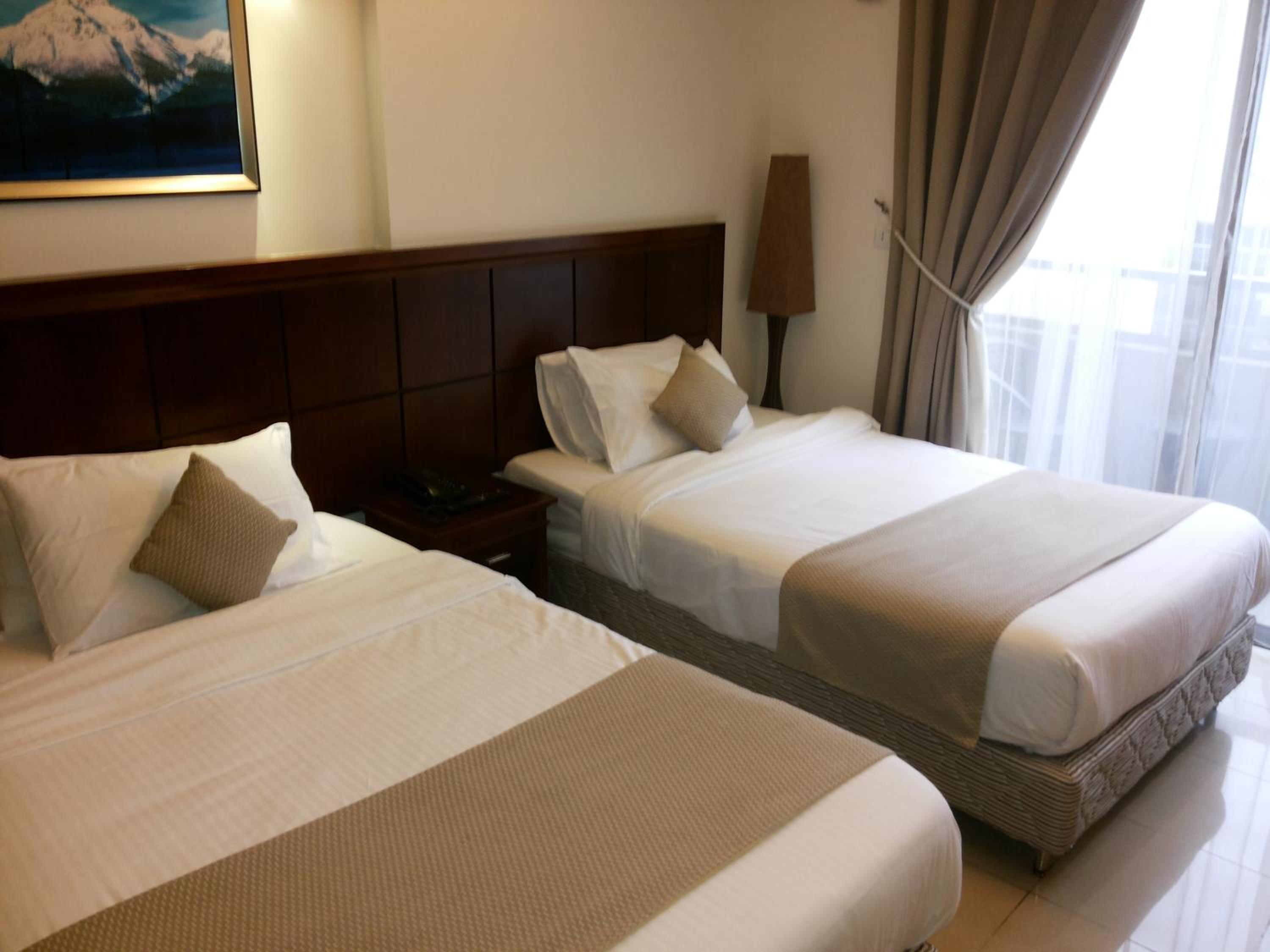 Deluxe Twin Room - Photo 2