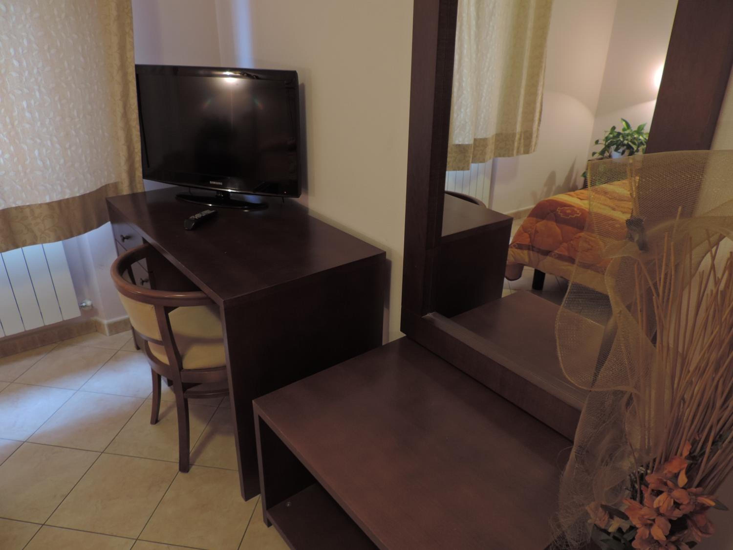 Single Room photo 3