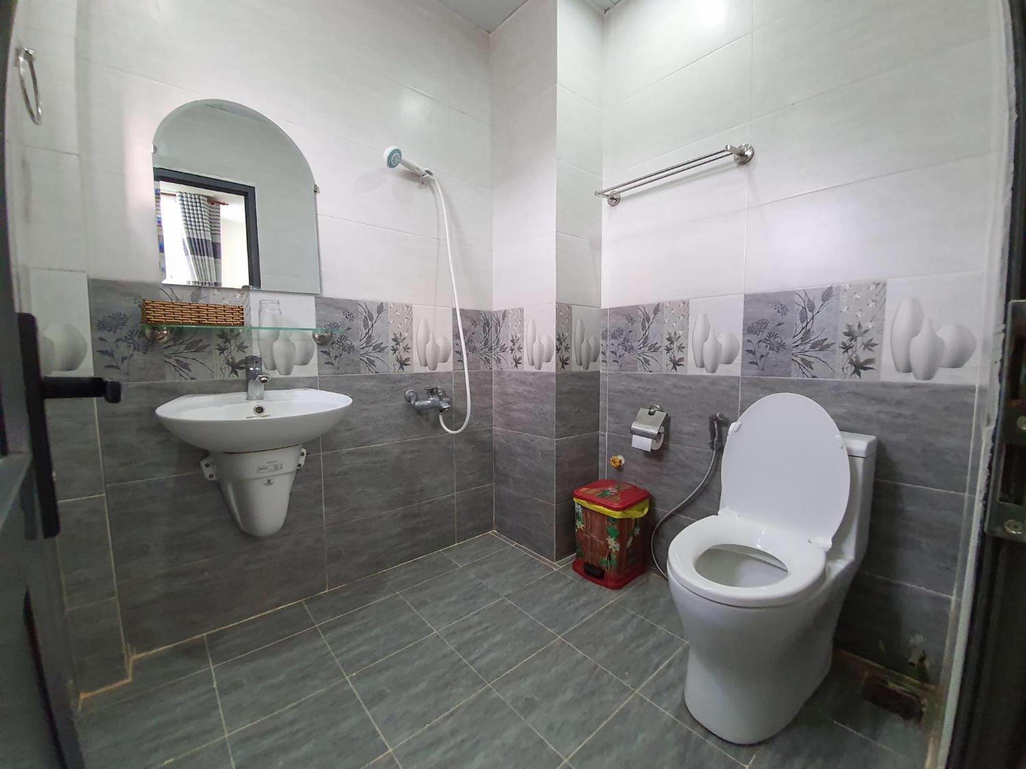 Double Room - Photo 6