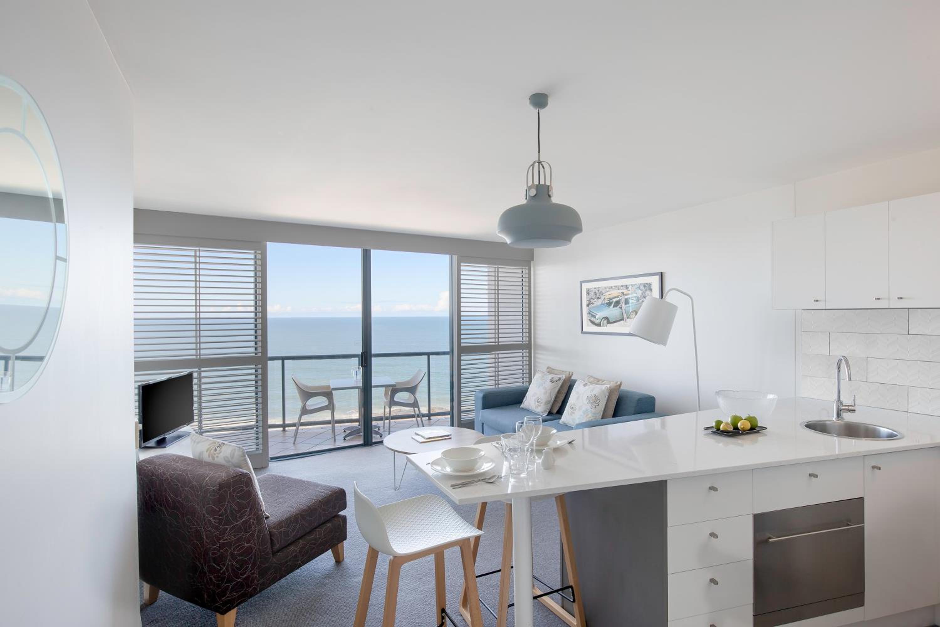 One-Bedroom Ocean Superior Apartment photo 2