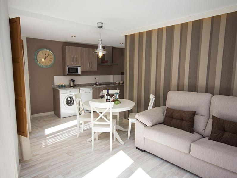 Two-Bedroom Apartment - Photo 7