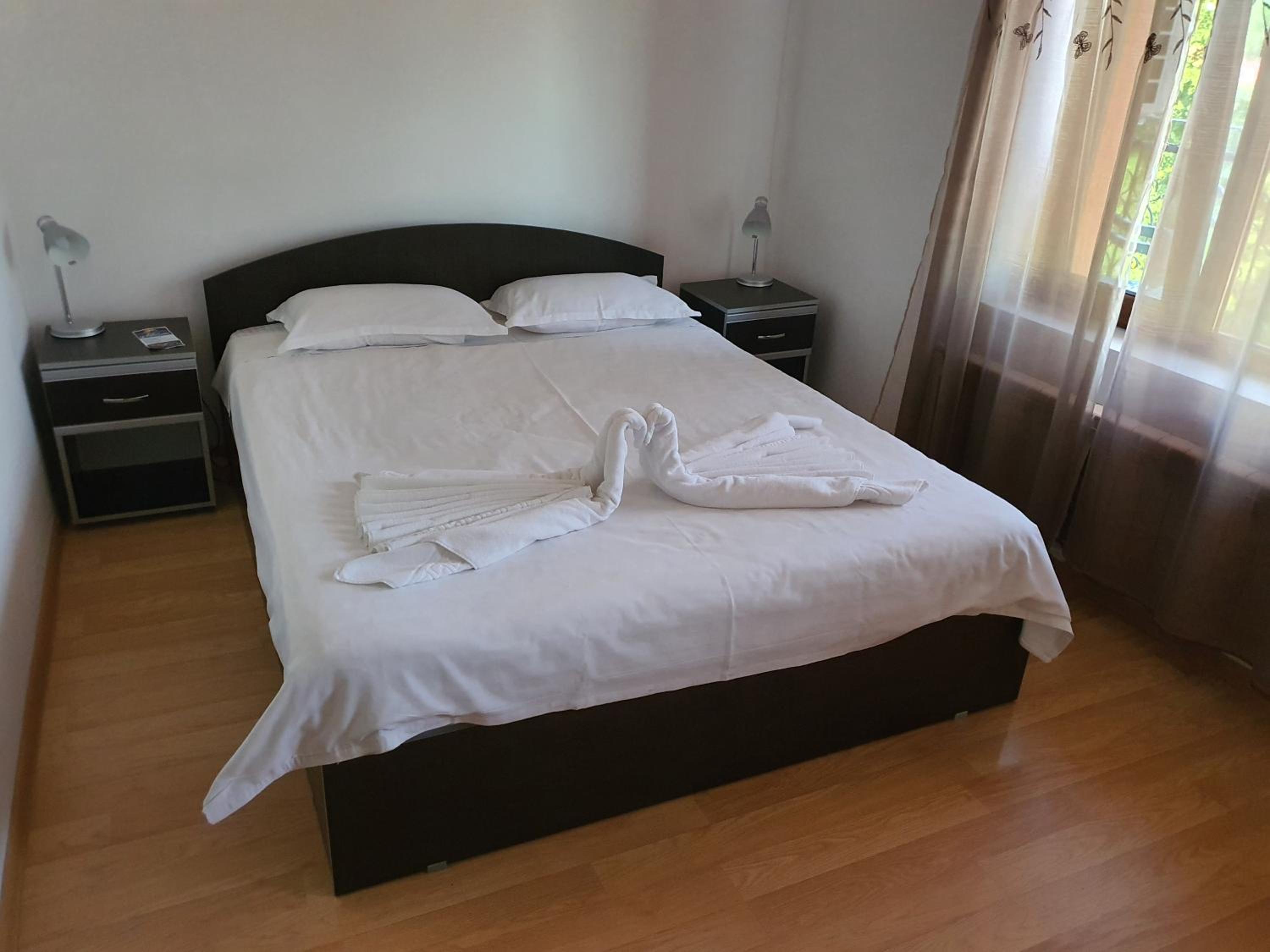 Double Room with Pool View photo 3