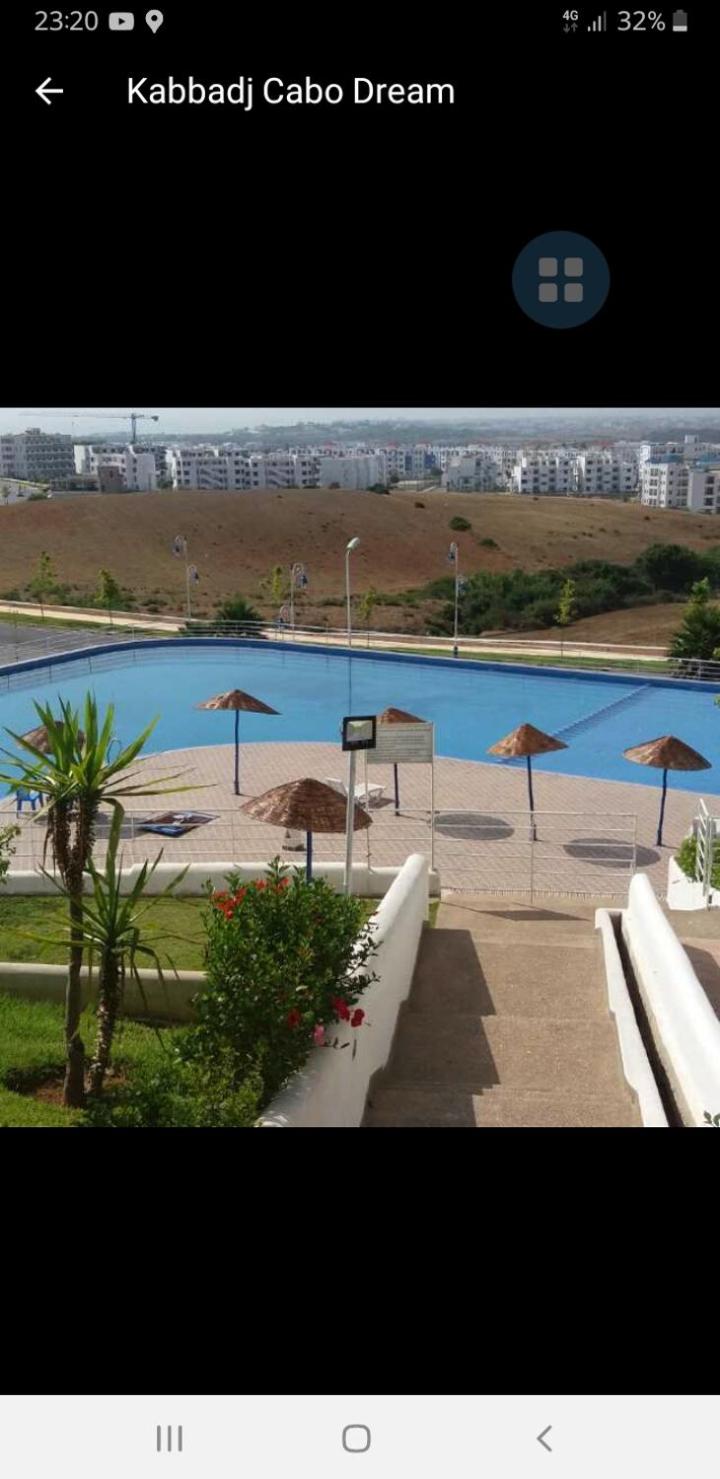 Studio with Pool View - Photo 9