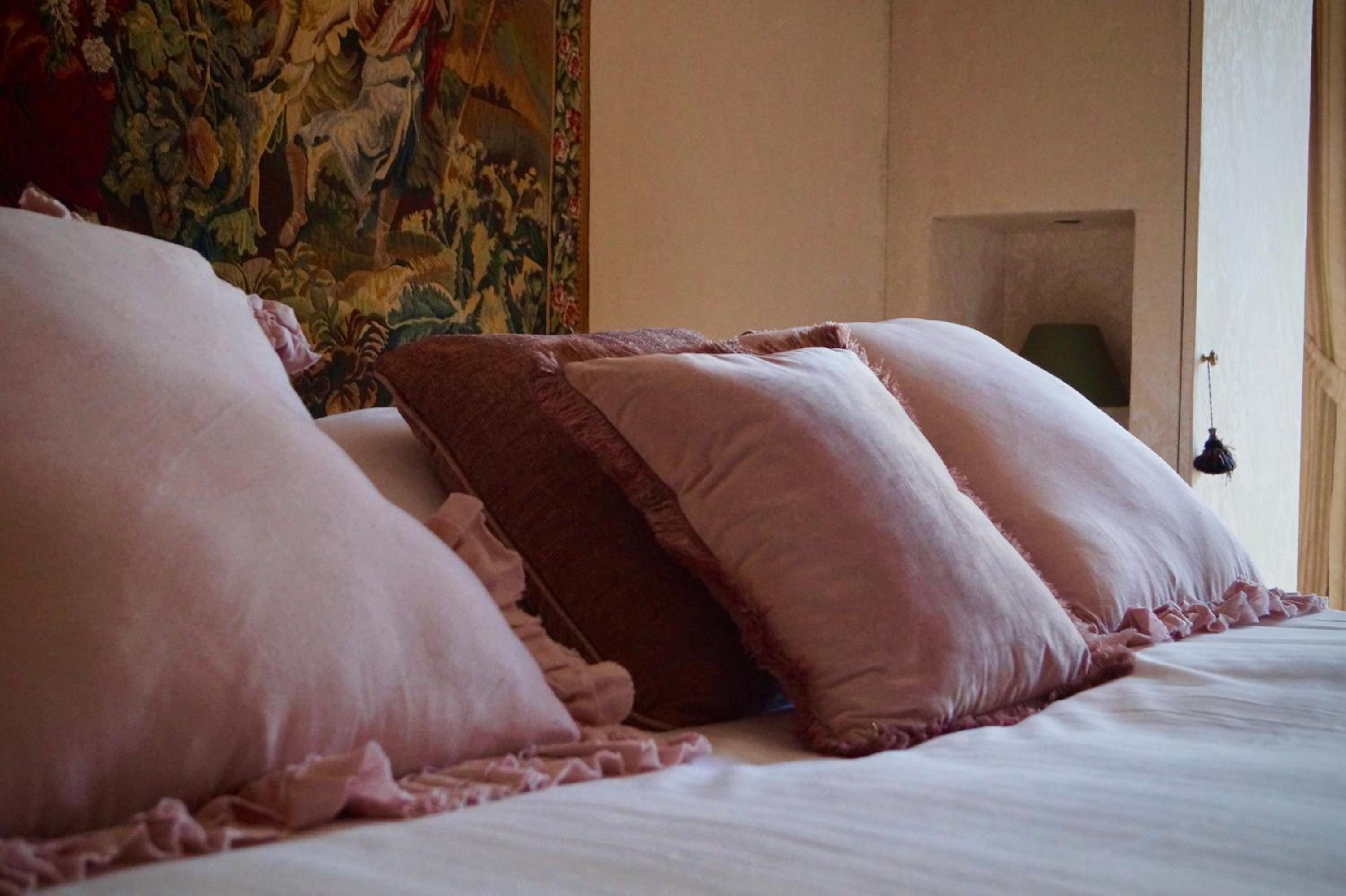 Suite - Castle - Photo 3
