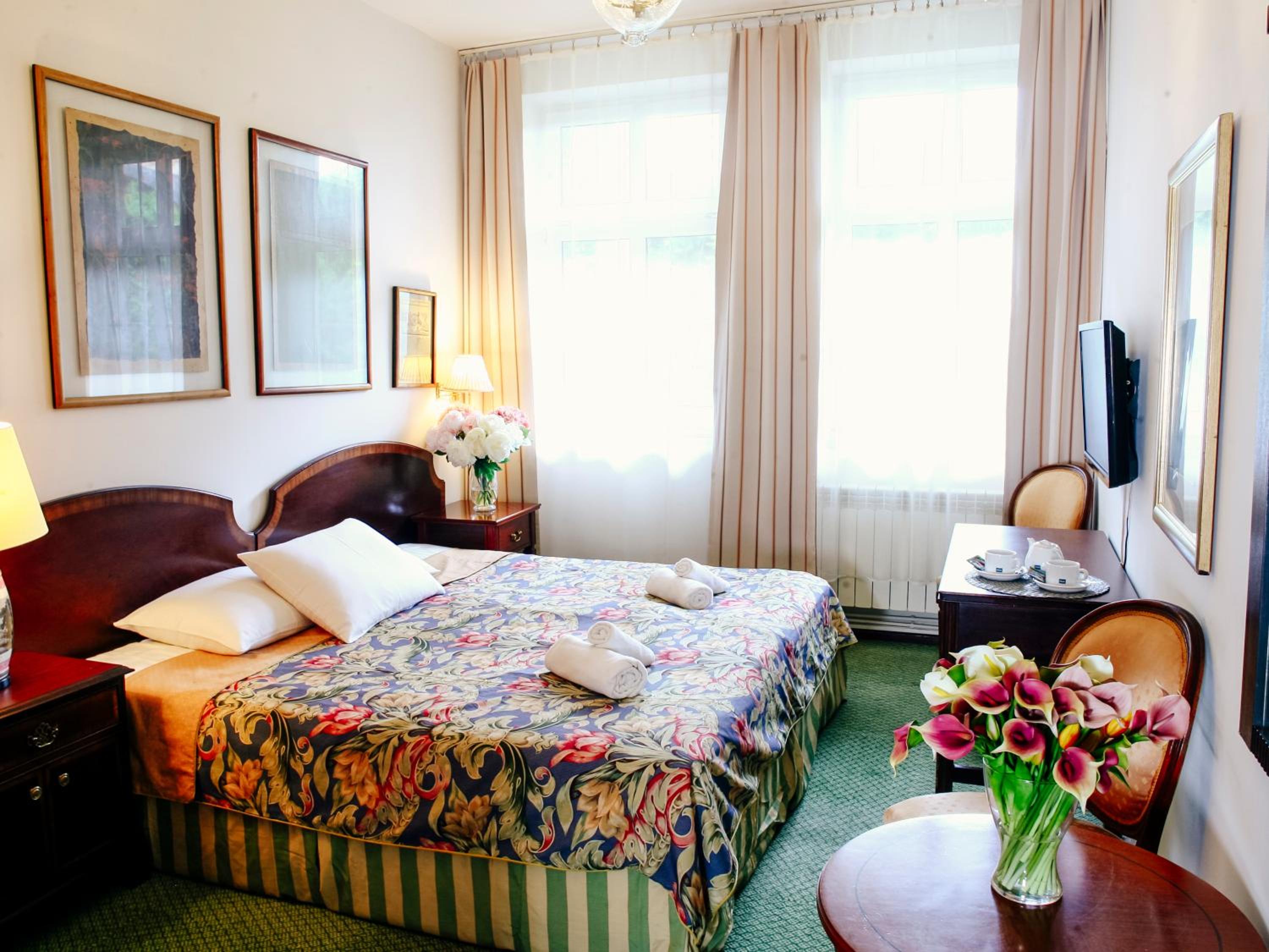 Double Room - Photo 7