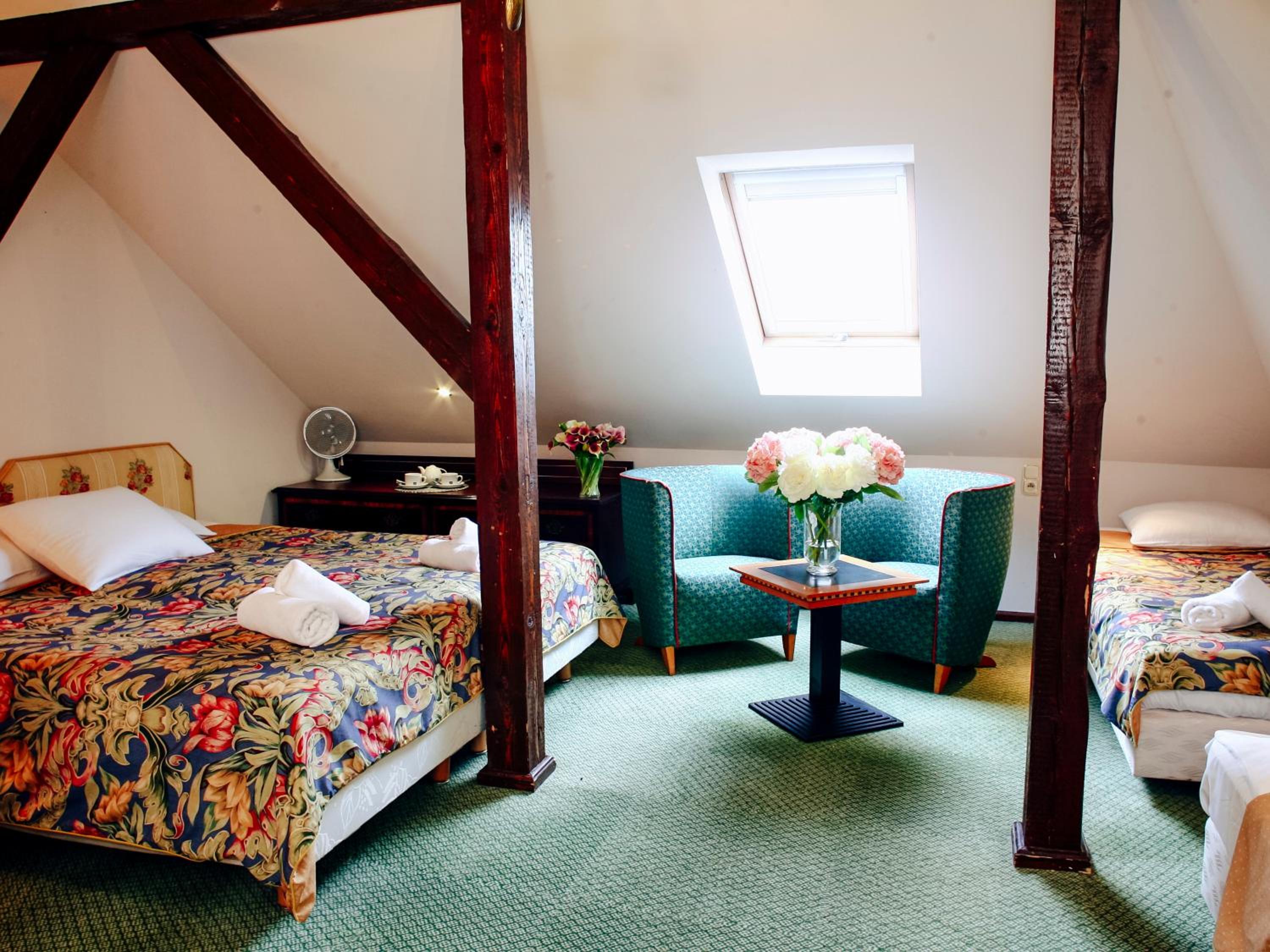 Room for 5 - Photo 2