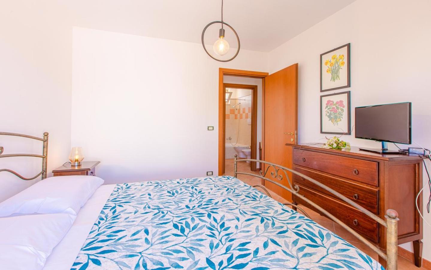Two-Bedroom Villa photo 3