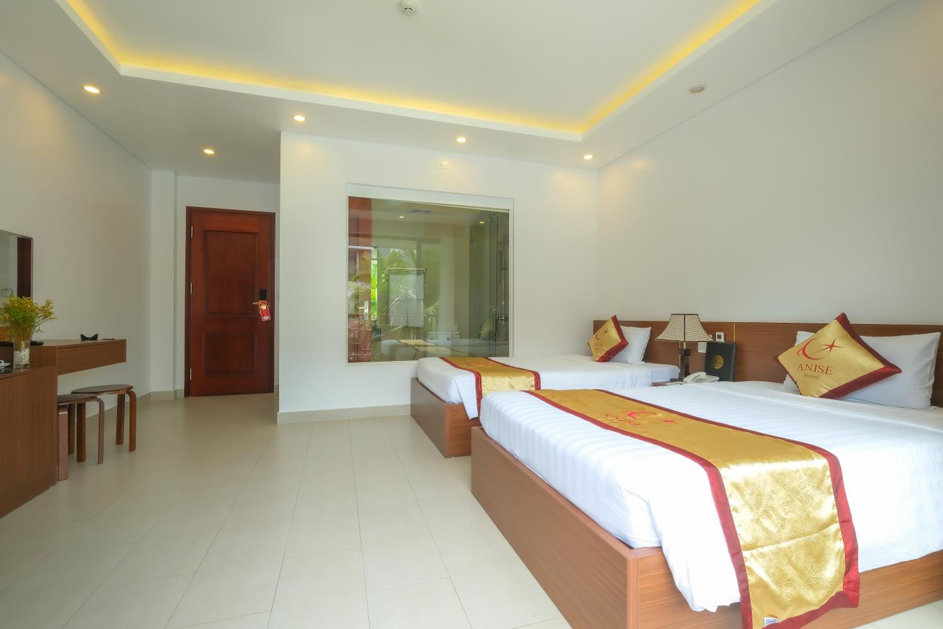 Twin Room with View