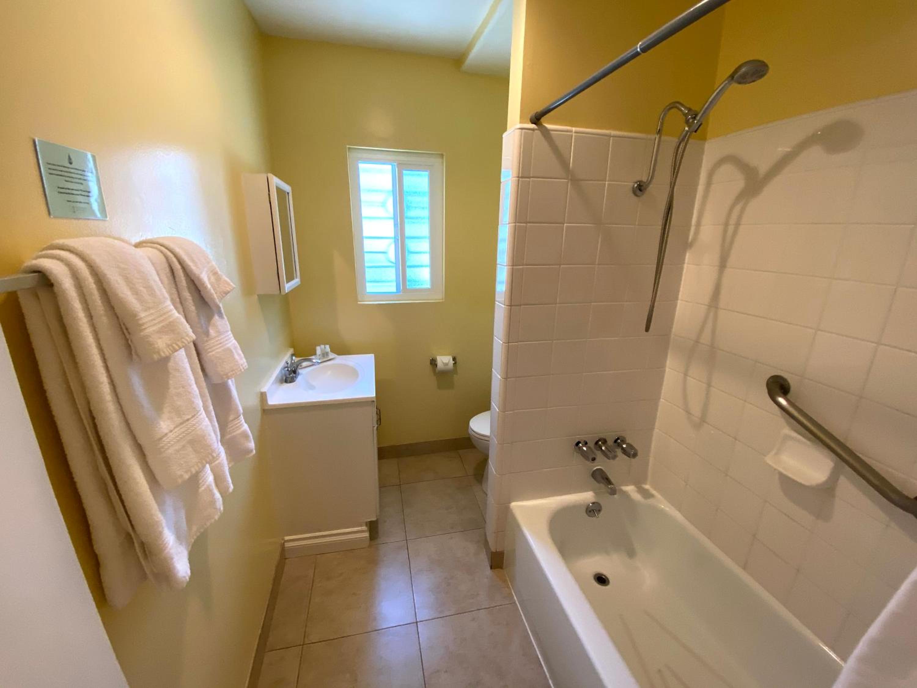 Executive Two Queen with Kitchen