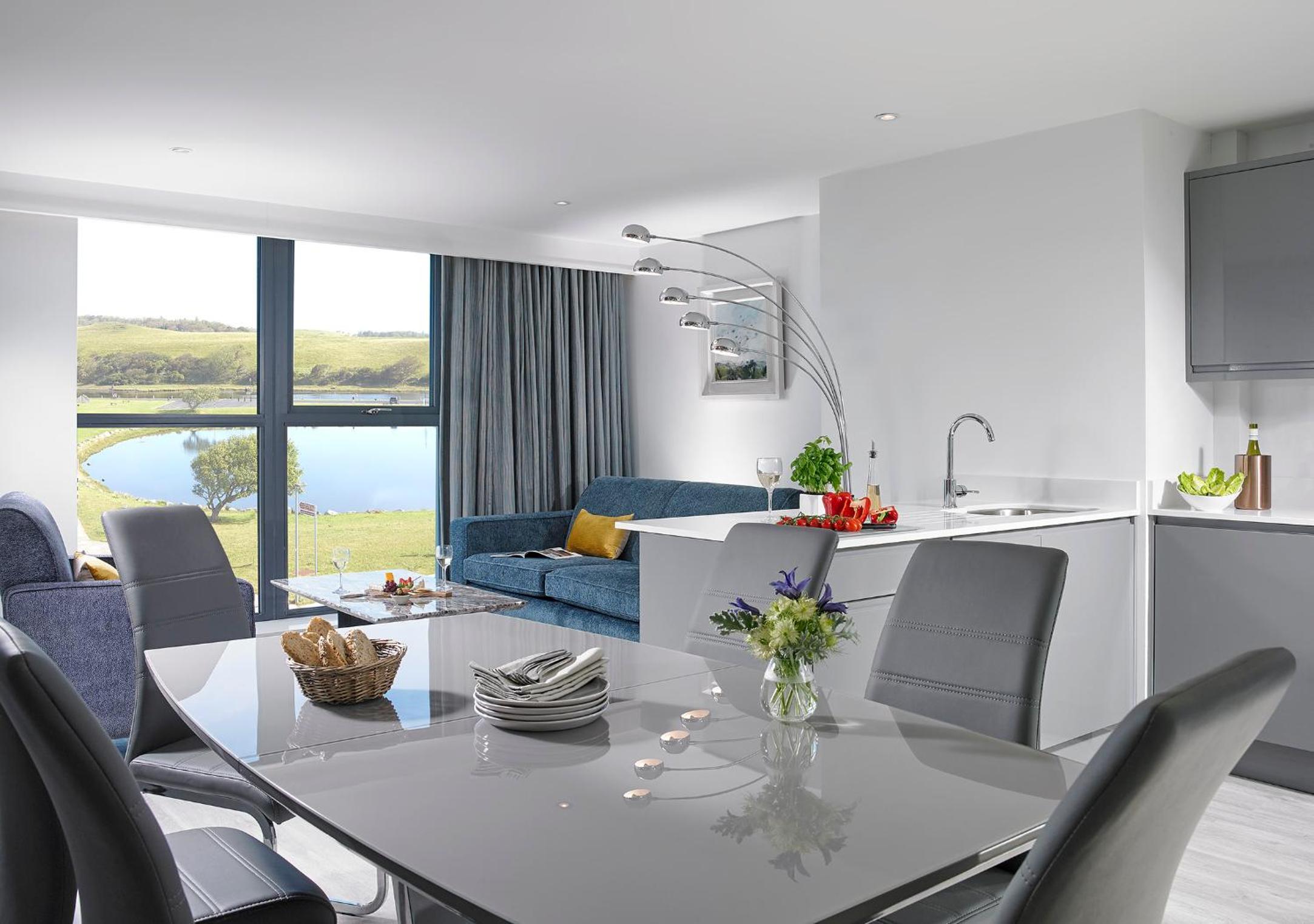 Penthouse Apartment photo 2