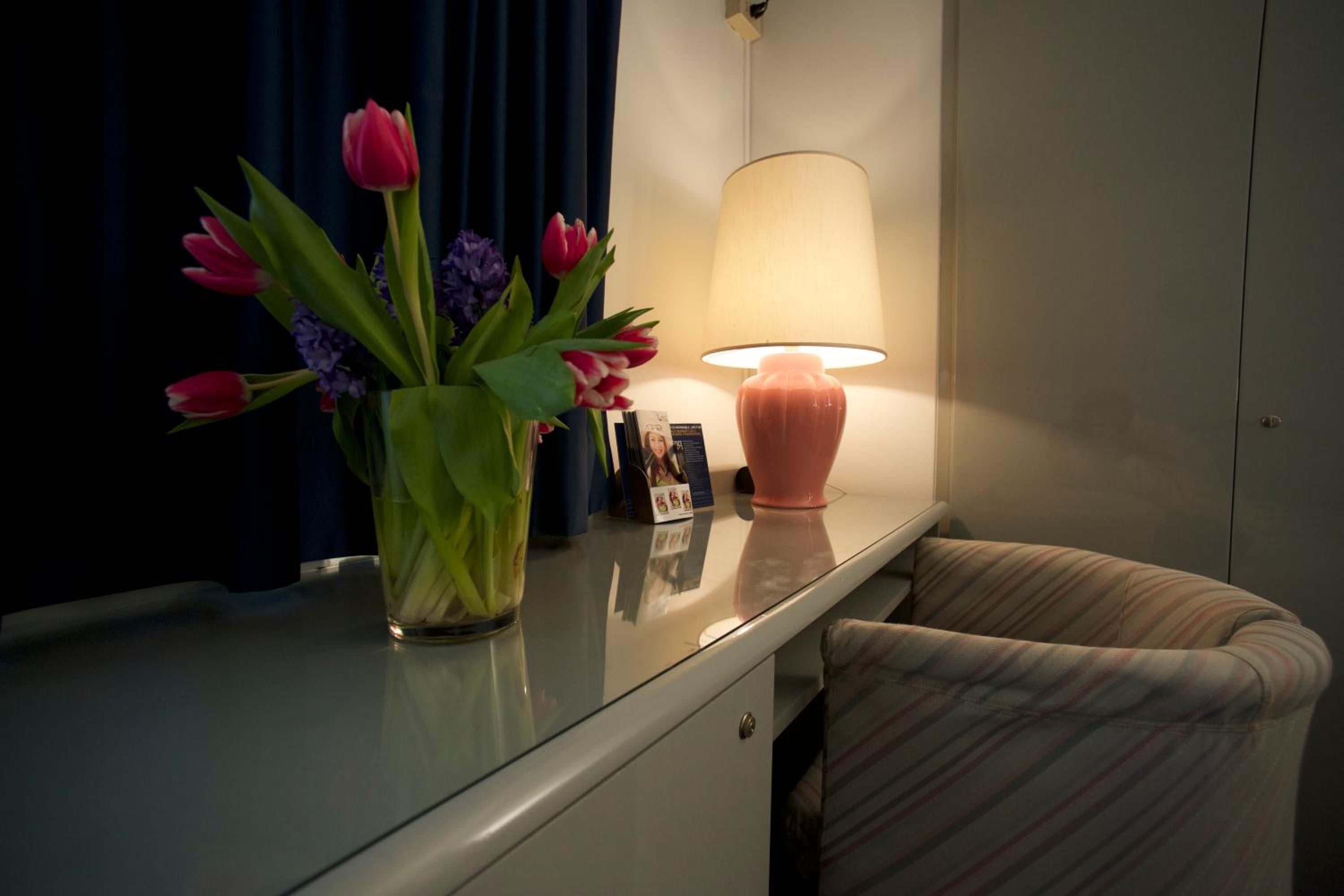 Double or Twin Room - Photo 10