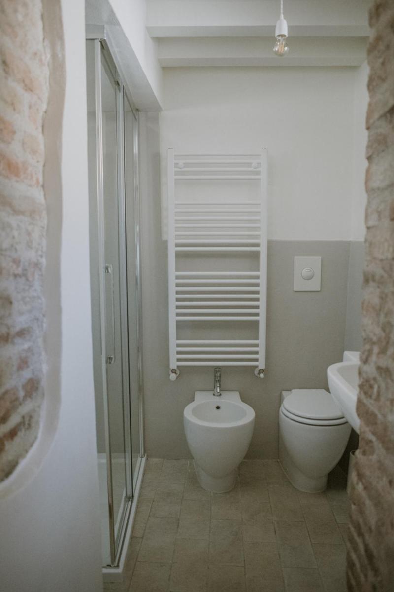 One-Bedroom House - Photo 12