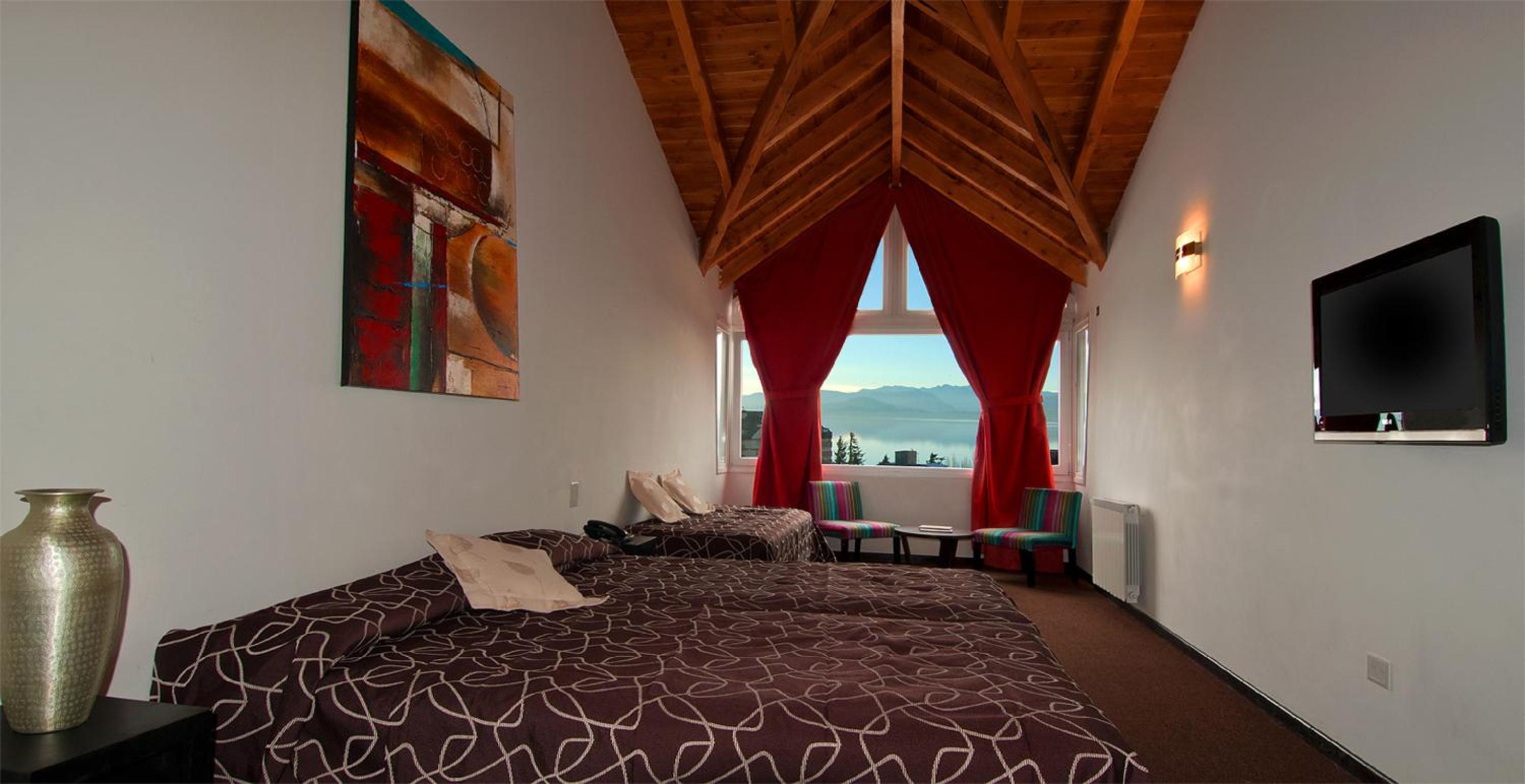Double Room with Lake View photo 3