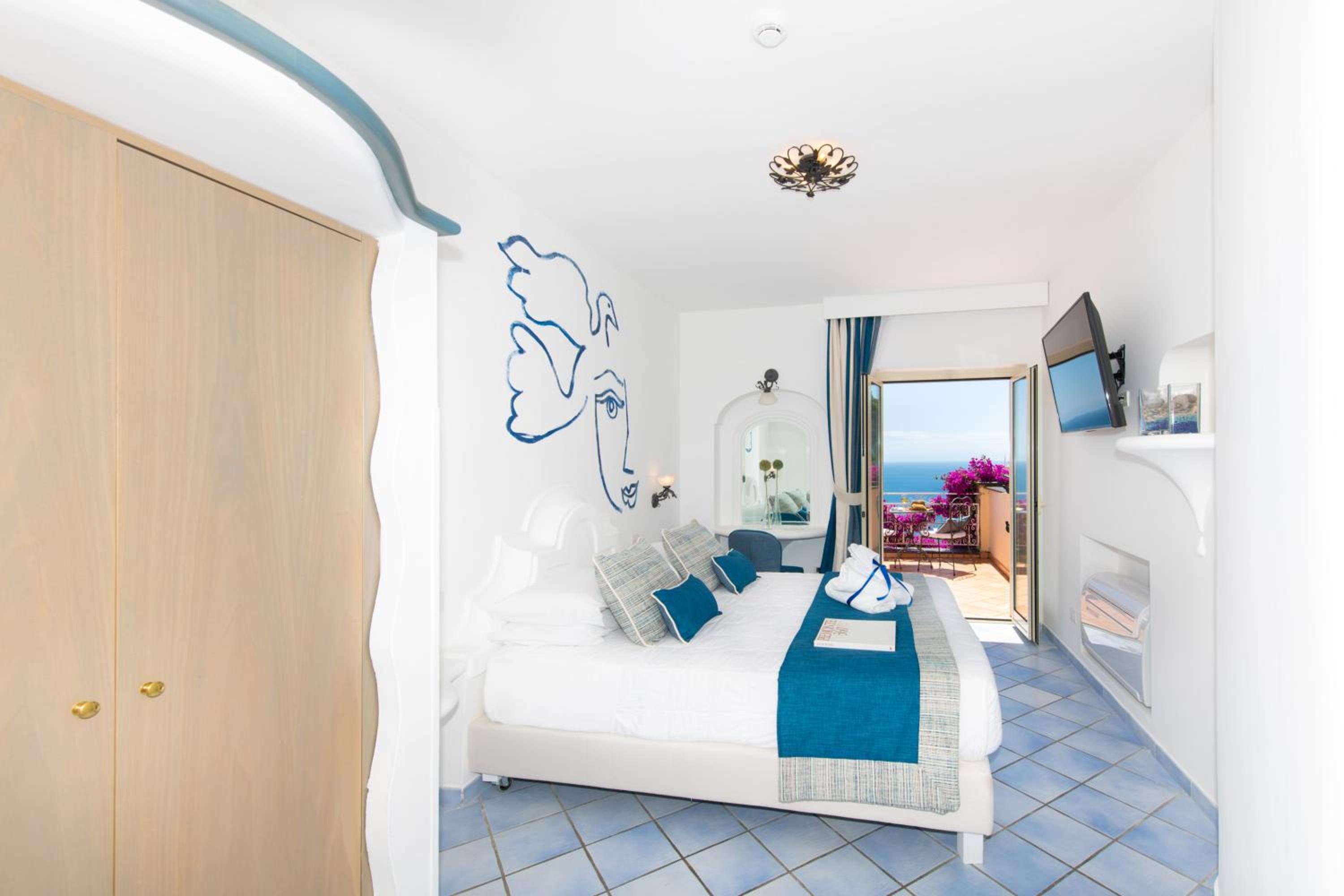 Double Room with Sea View - Photo 2