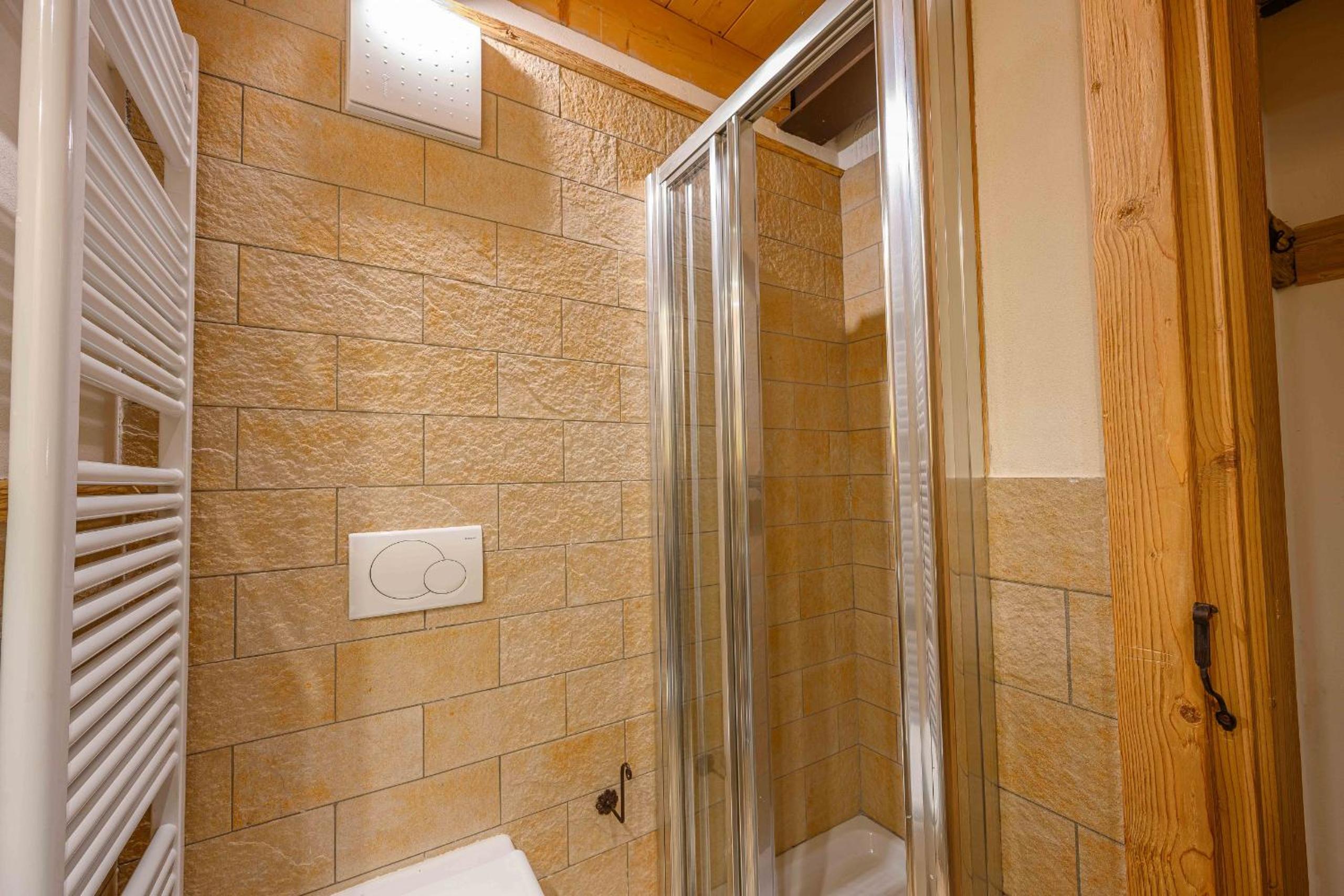 Superior Apartment with Sauna - Photo 24