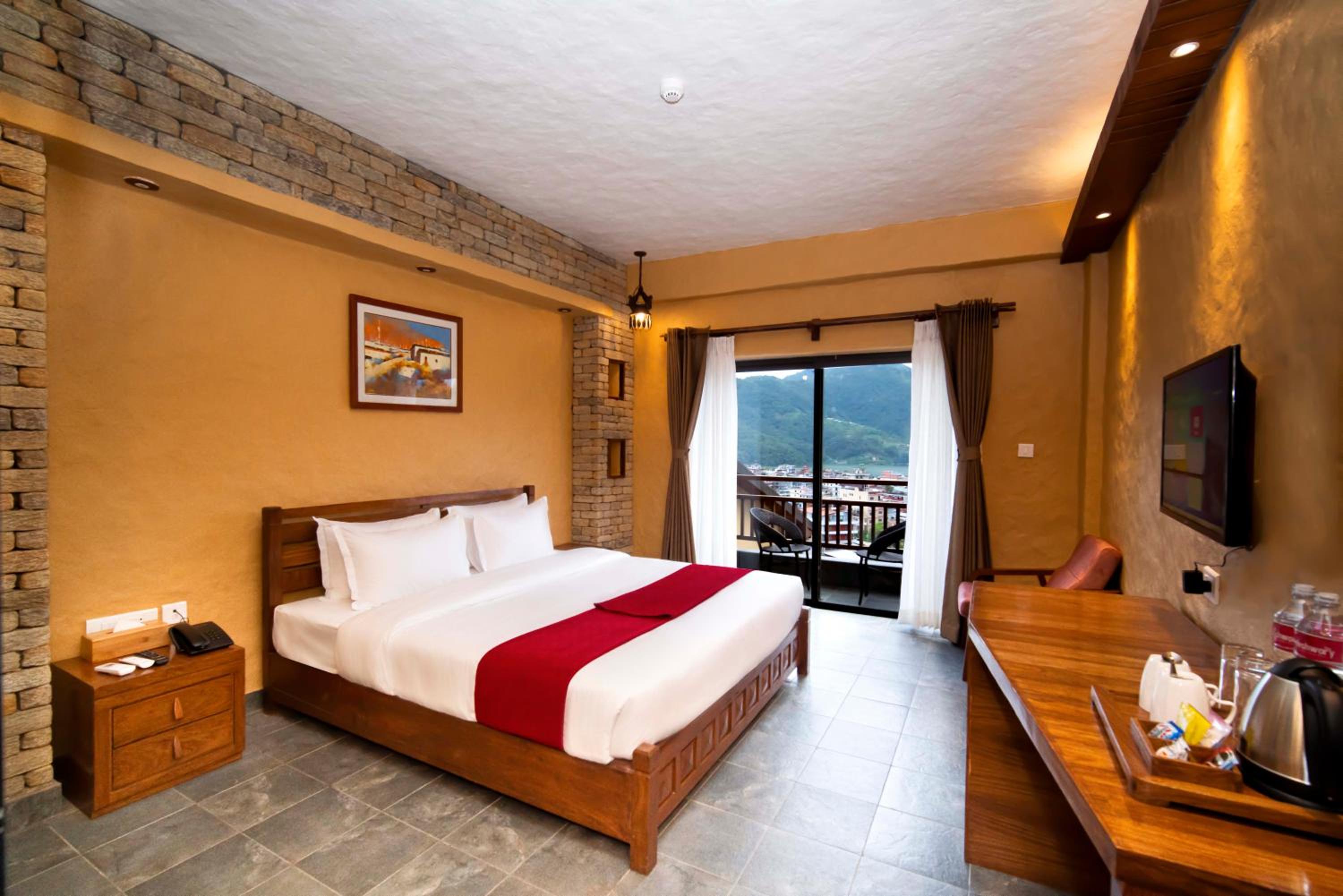 Deluxe Double Room with Free Airport Transfers