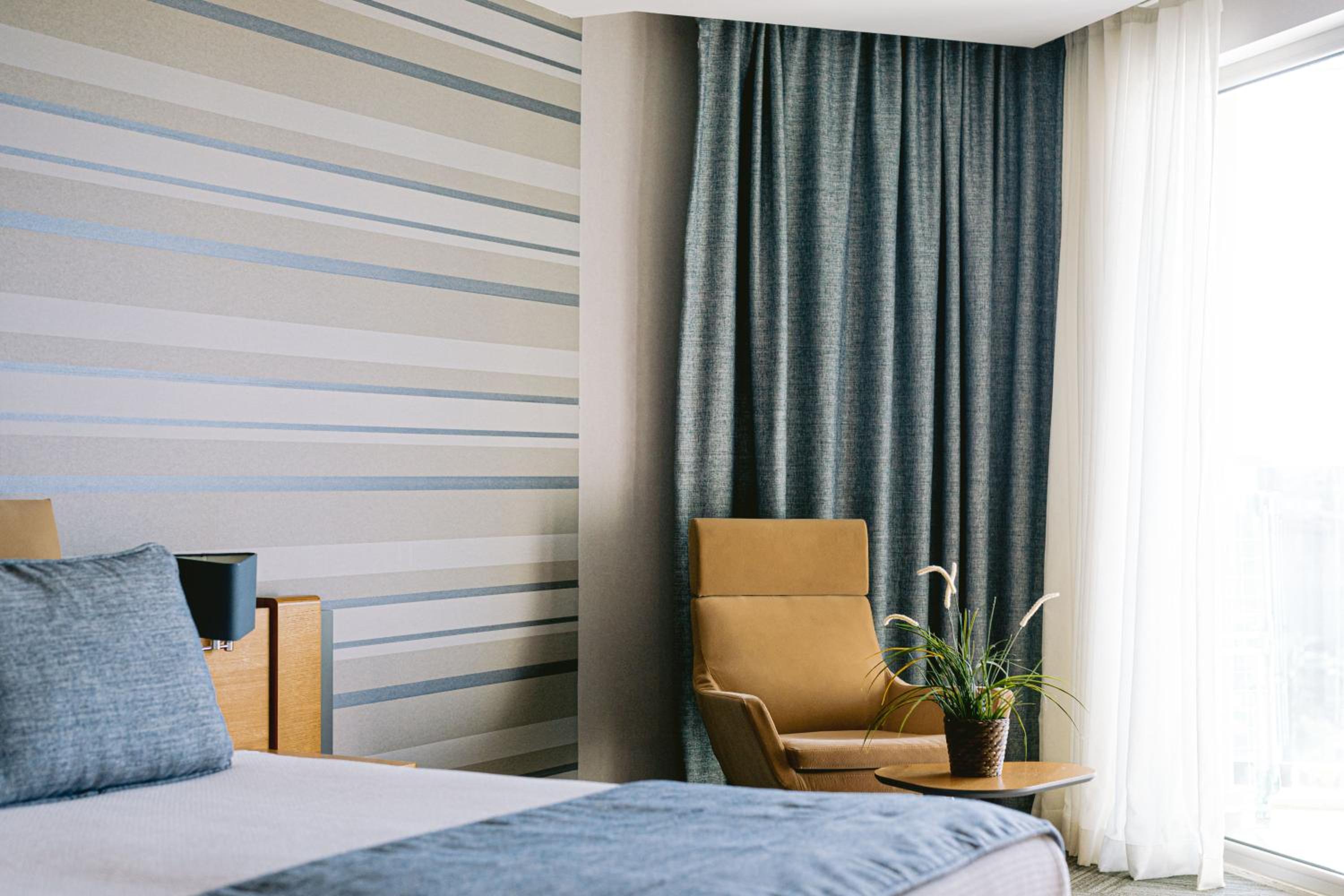 Deluxe Double or Twin Room - Photo 6
