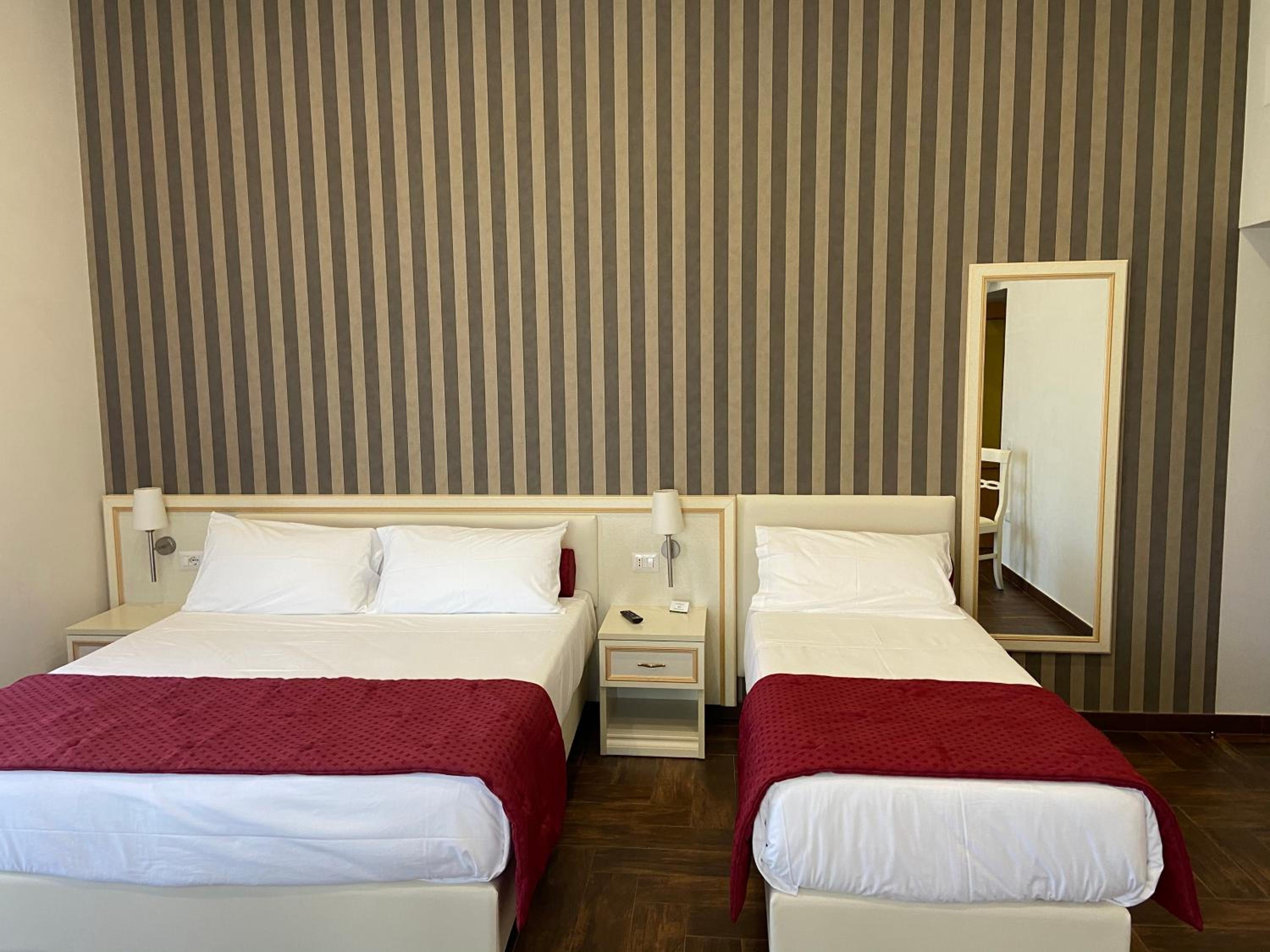 Double Room with Garden View - Photo 20